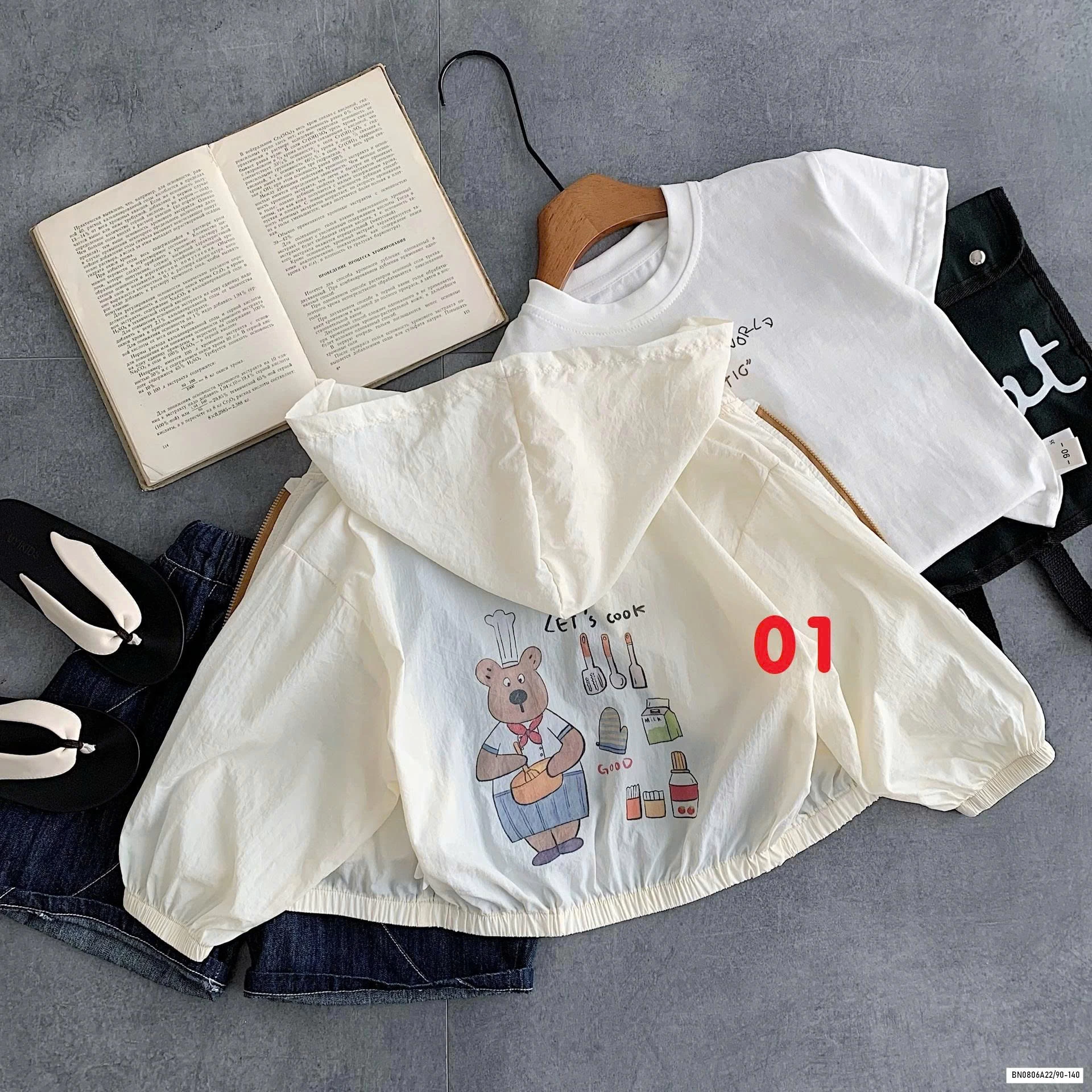 BST KHÓAC GIÓ MỎNG IN HÌNH