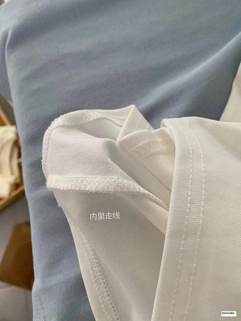 ÁO THUN CHỮ ALO NỮ