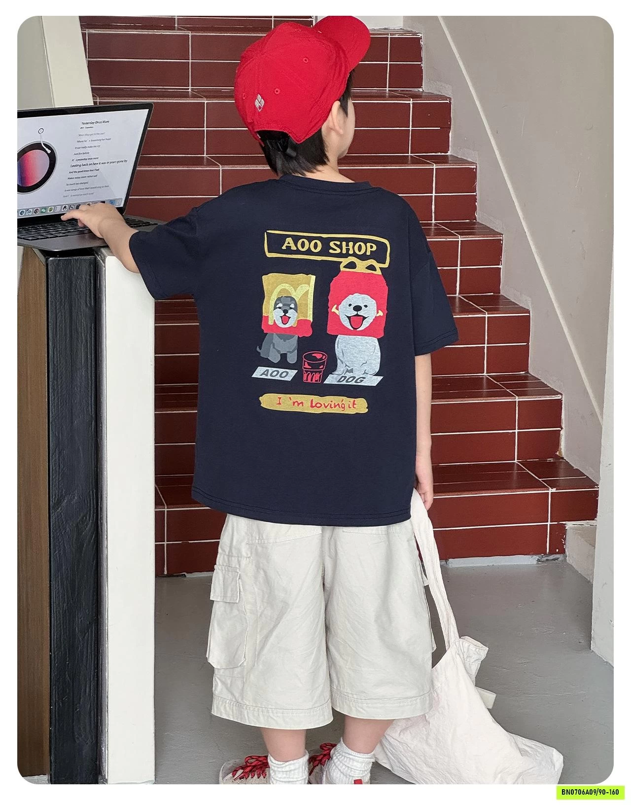 ÁO THUN IN HÌNH LƯNG AOAOKIDS