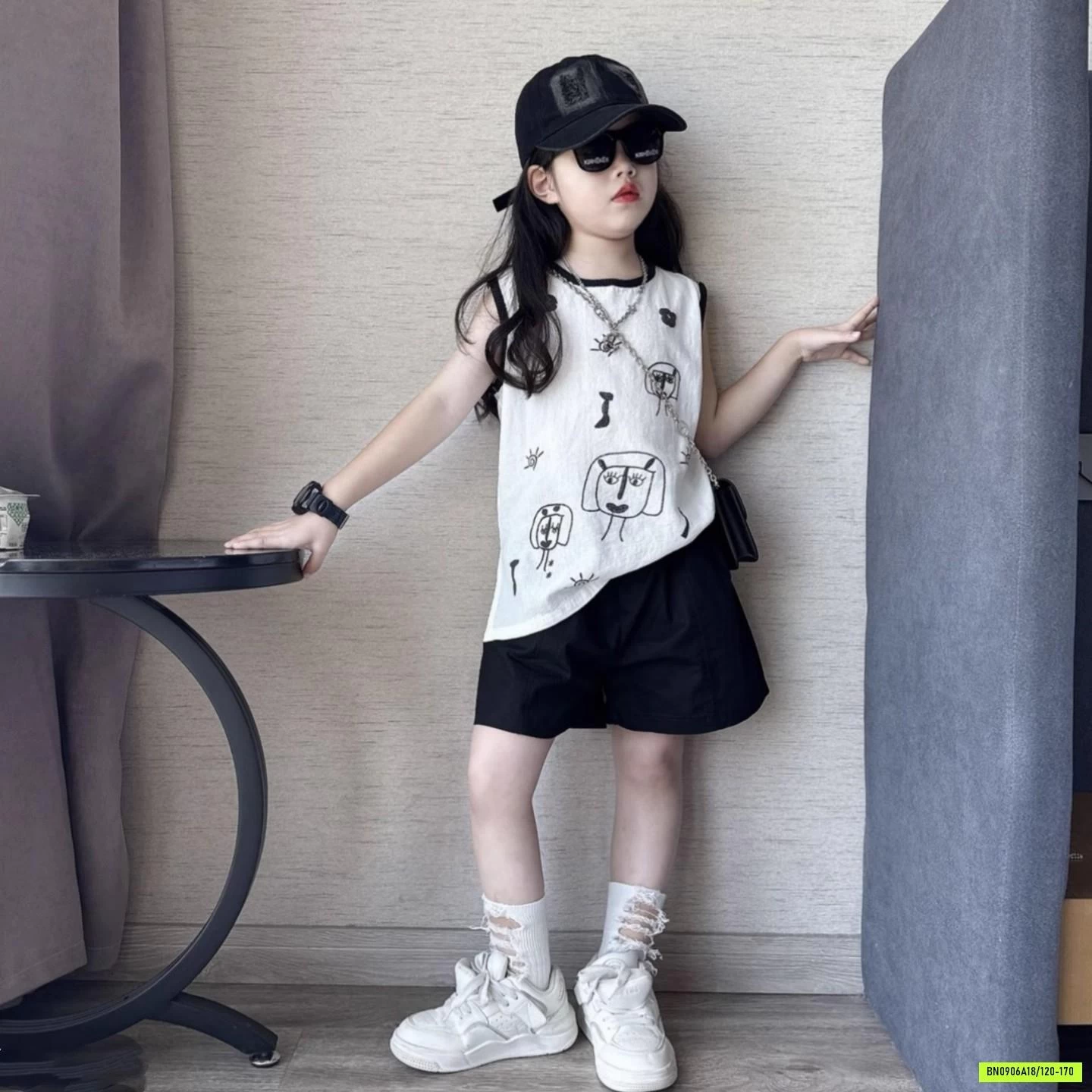 SÉT ĐEN TRẮNG NGỘ NGHĨNH