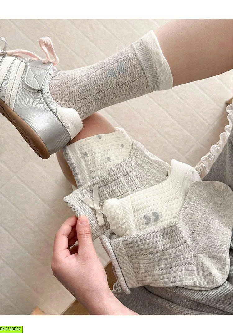 TẤT REN CỔ CAO BÉ GÁI – STYLE CÔNG CHÚA HÀN