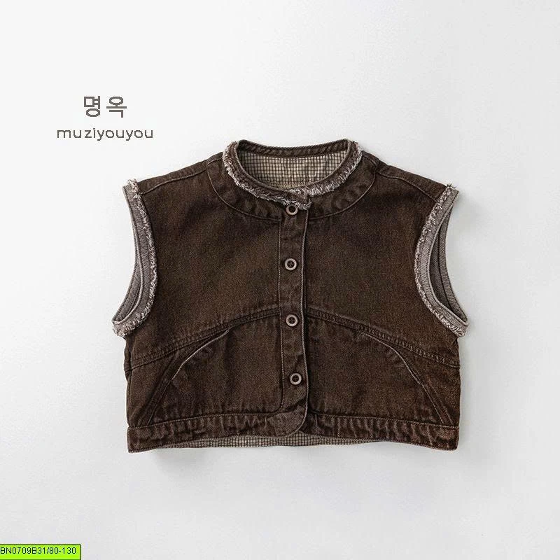 ÁO GILE VẢI JEAN ĐÓNG CÚC CÁ TÍNH