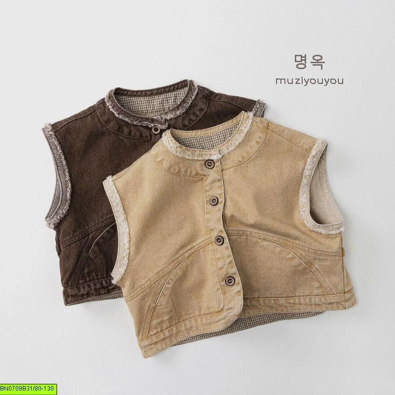 ÁO GILE VẢI JEAN ĐÓNG CÚC CÁ TÍNH