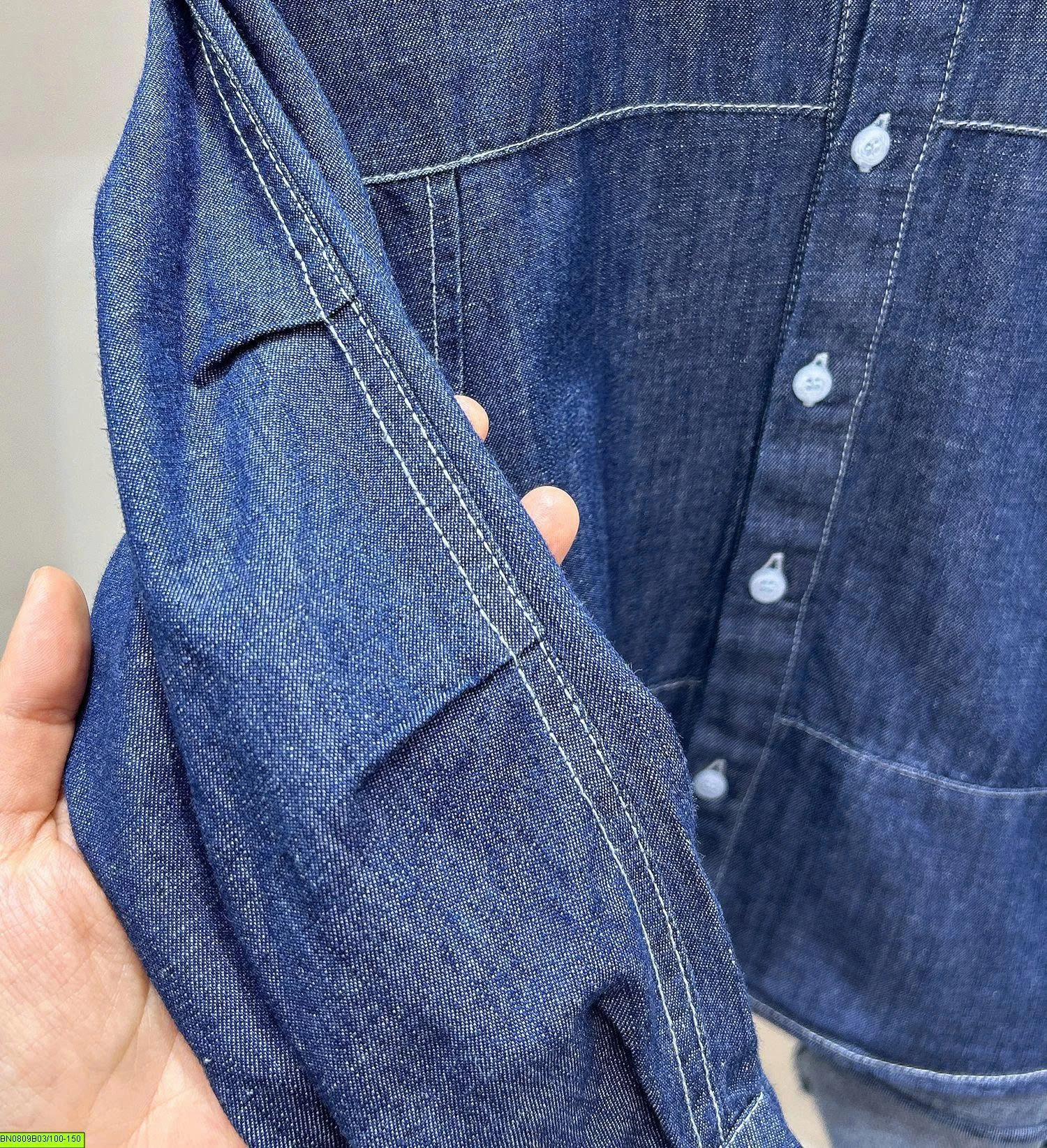 ÁO SƠ MI DENIM THÊU CHỮ KACADY