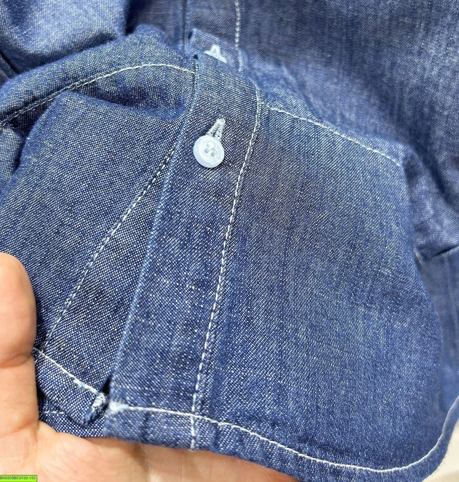 ÁO SƠ MI DENIM THÊU CHỮ KACADY