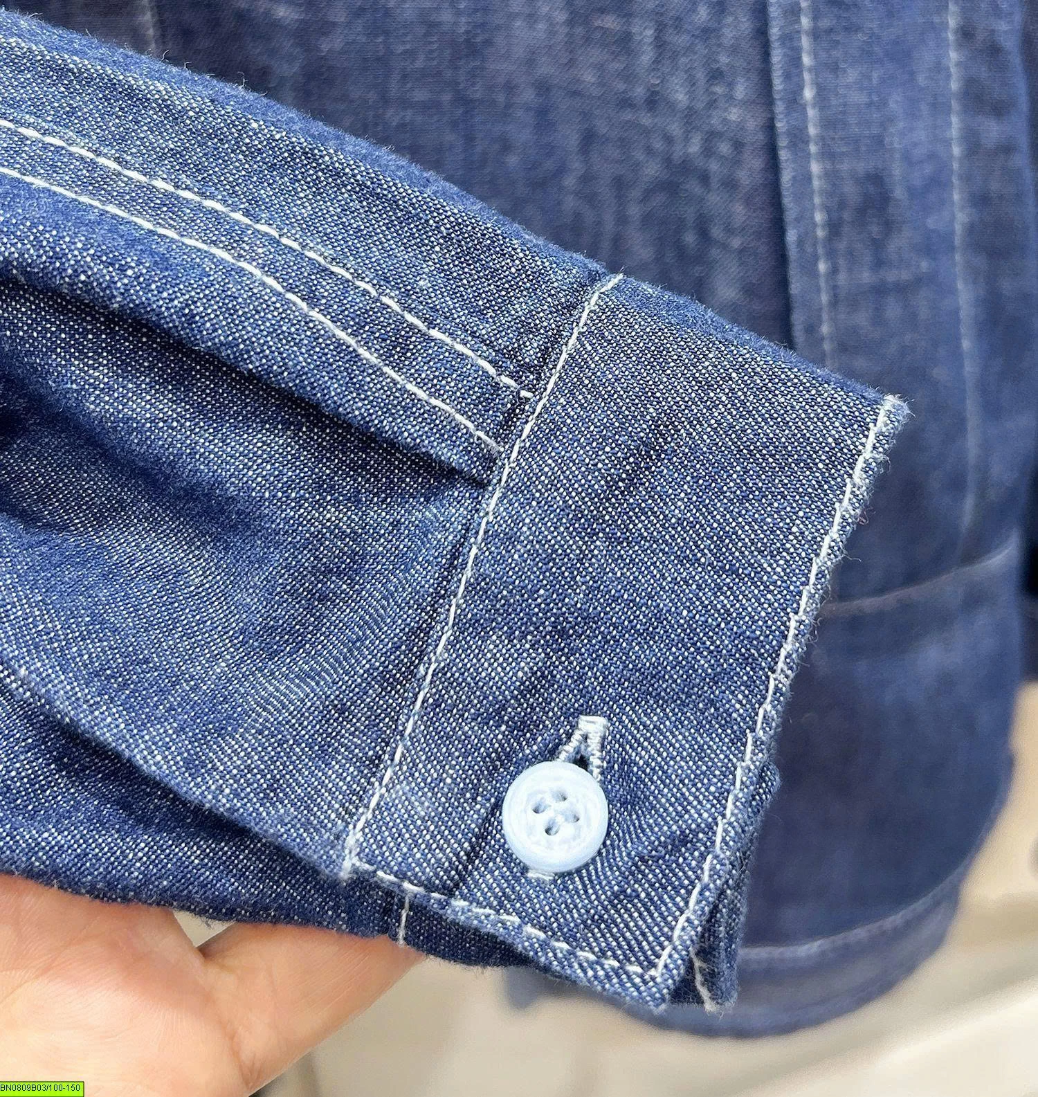 ÁO SƠ MI DENIM THÊU CHỮ KACADY