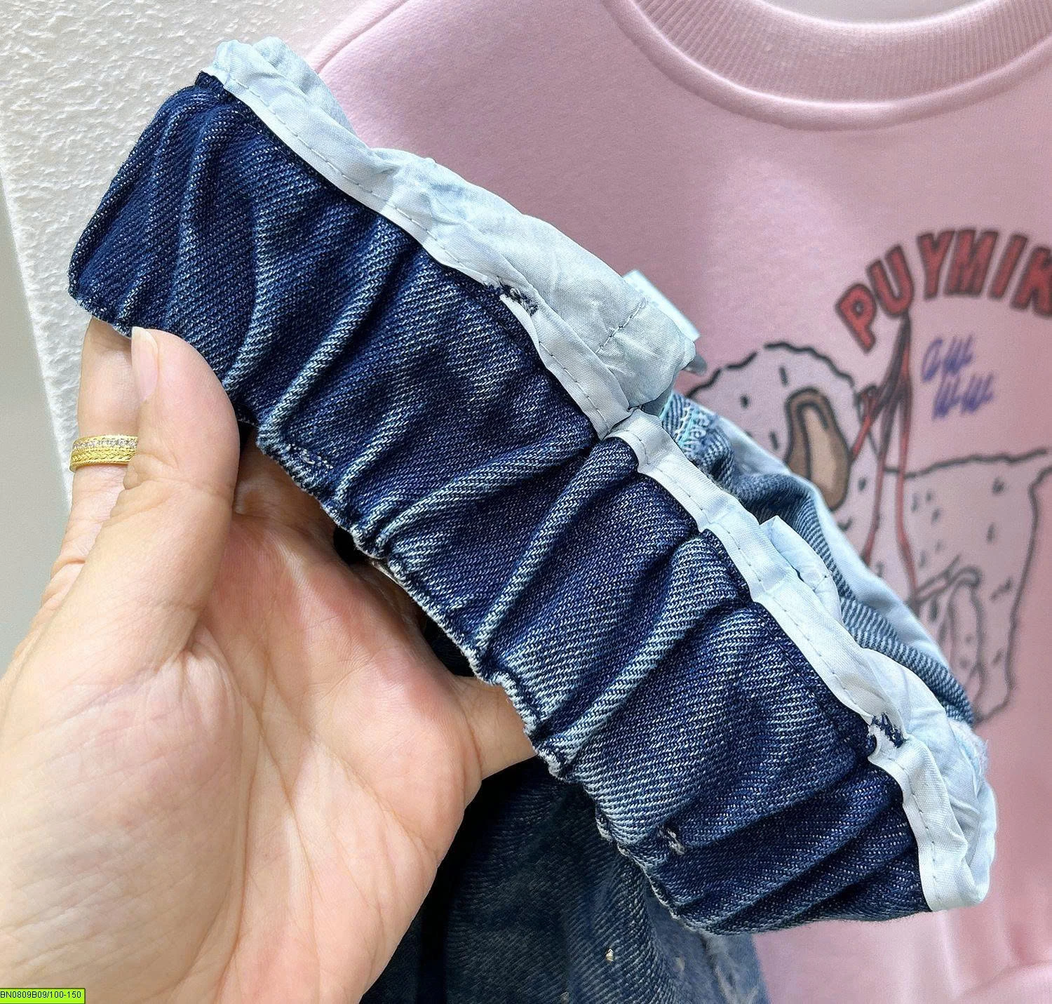 QUẦN JEAN TUARUA ĐÍNH HẠT BÉ GÁI KACADY