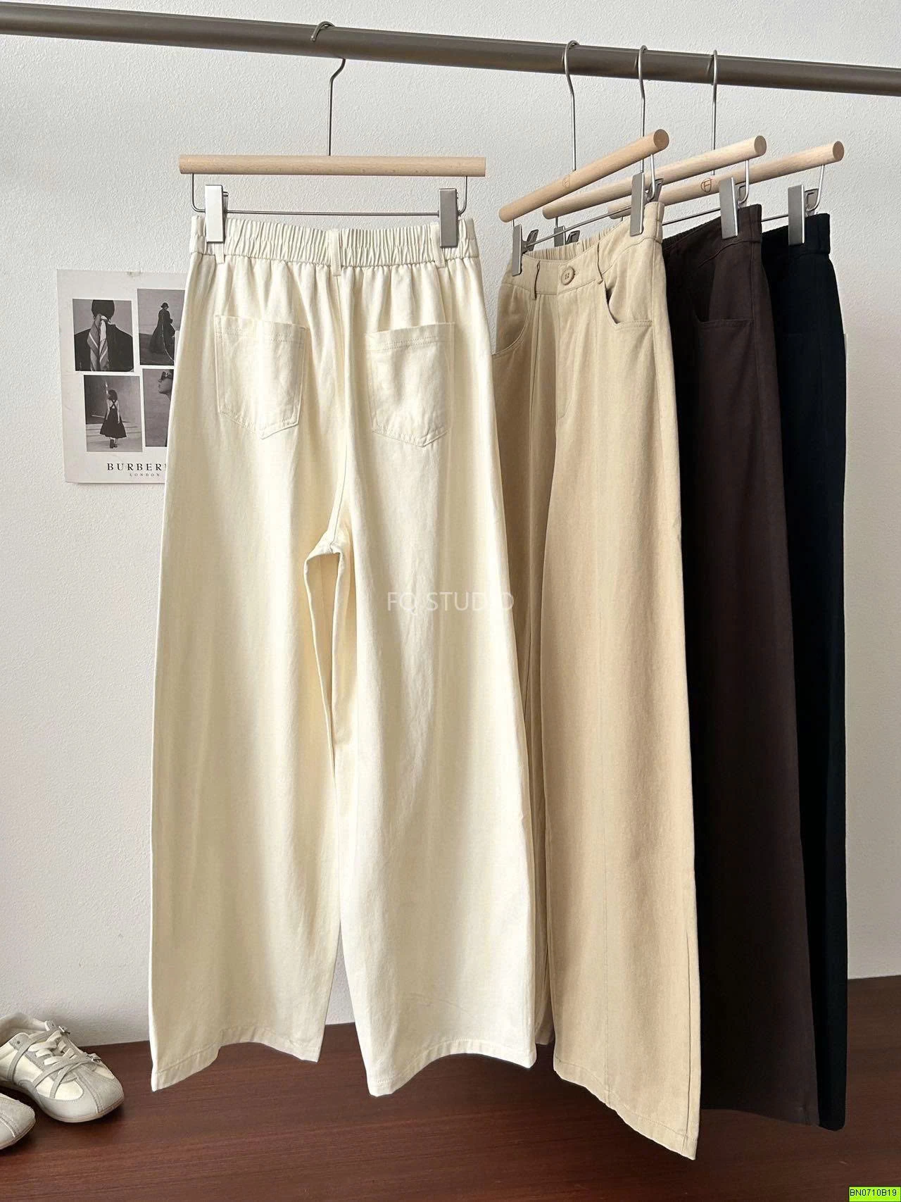 QUẦN KAKI ÔNG RỘNG GÂN TRƯỚC