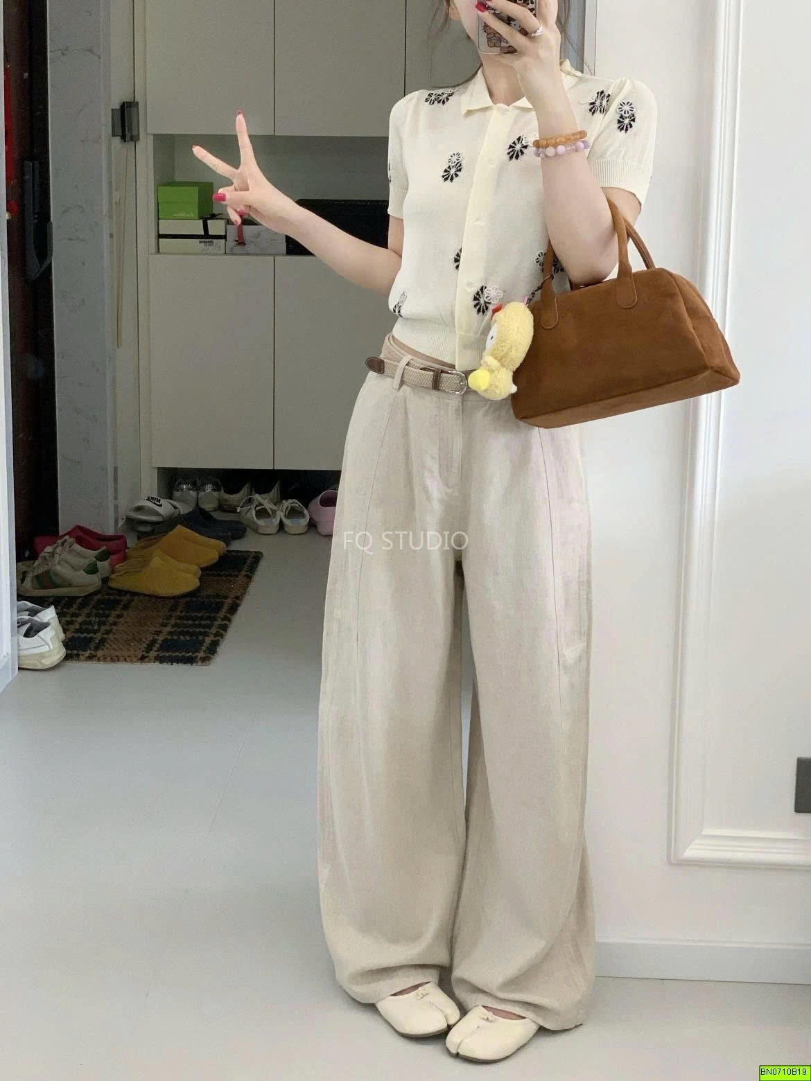 QUẦN KAKI ÔNG RỘNG GÂN TRƯỚC