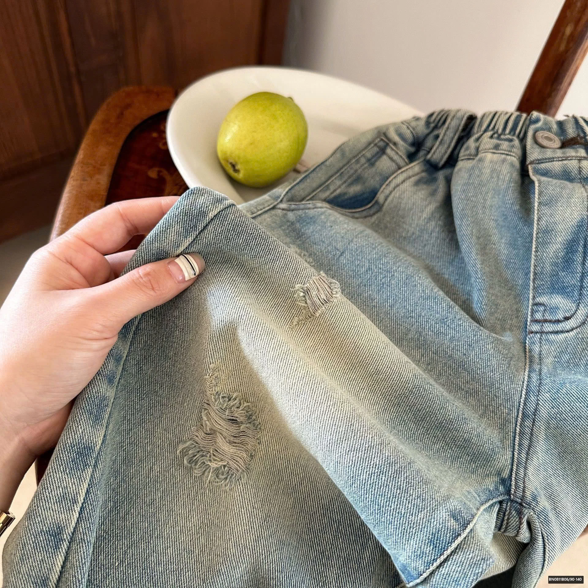 QUẦN JEAN RÁCH BẠC MÀU MMY