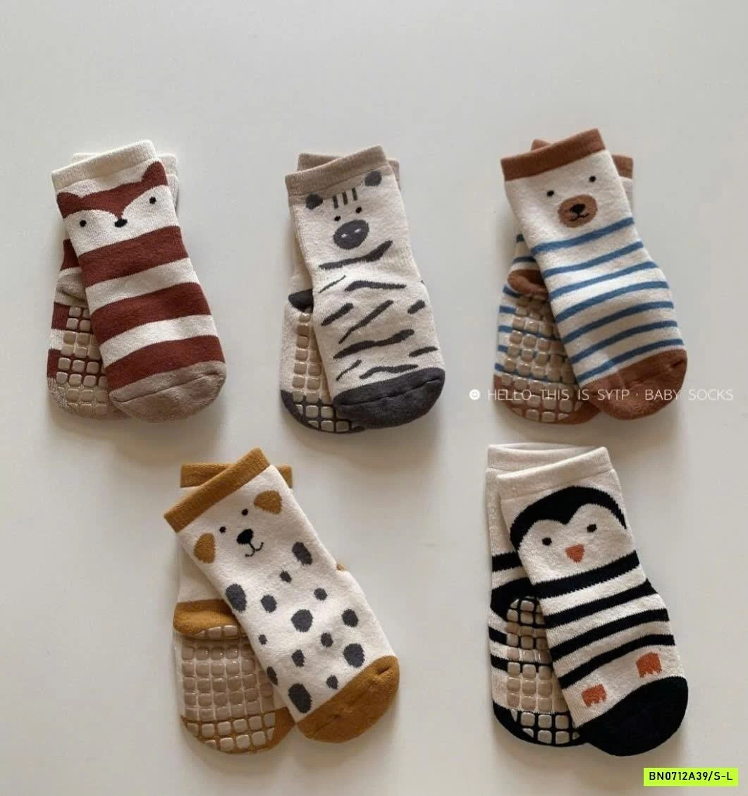 SÉT 5Đ TẤT CHỐNG TRƯỢT NEMO