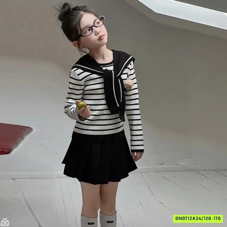 SET CHÂN VÁY PHỒNG ÁO KẺ THUỶ THỦ