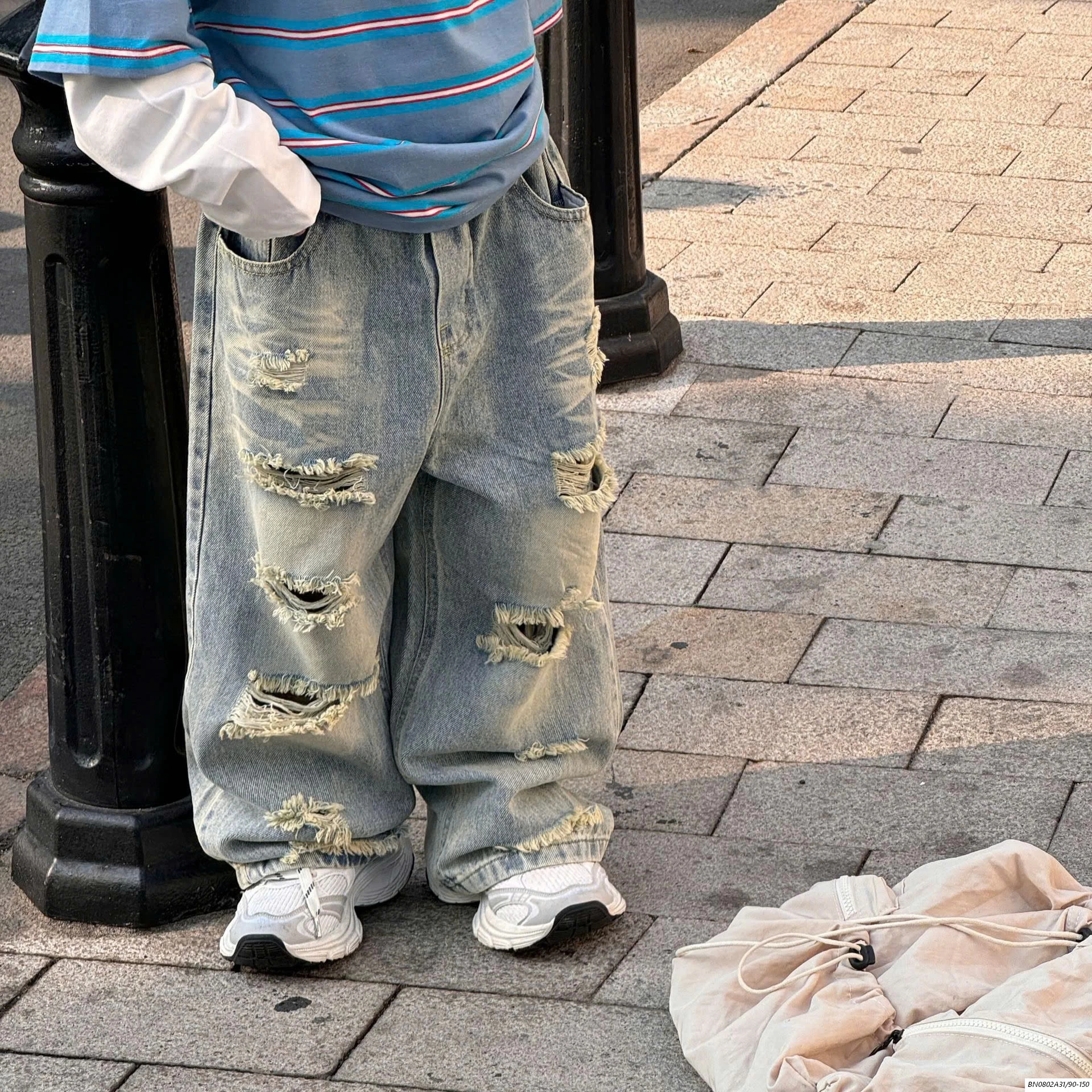 JEANS SUÔNG RÁCH XUẤT HÀN