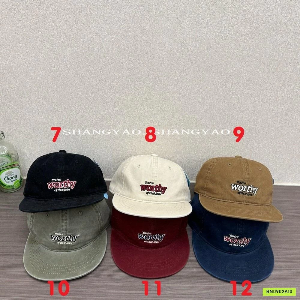 MŨ KẾT THÊU CÁ TÍNH