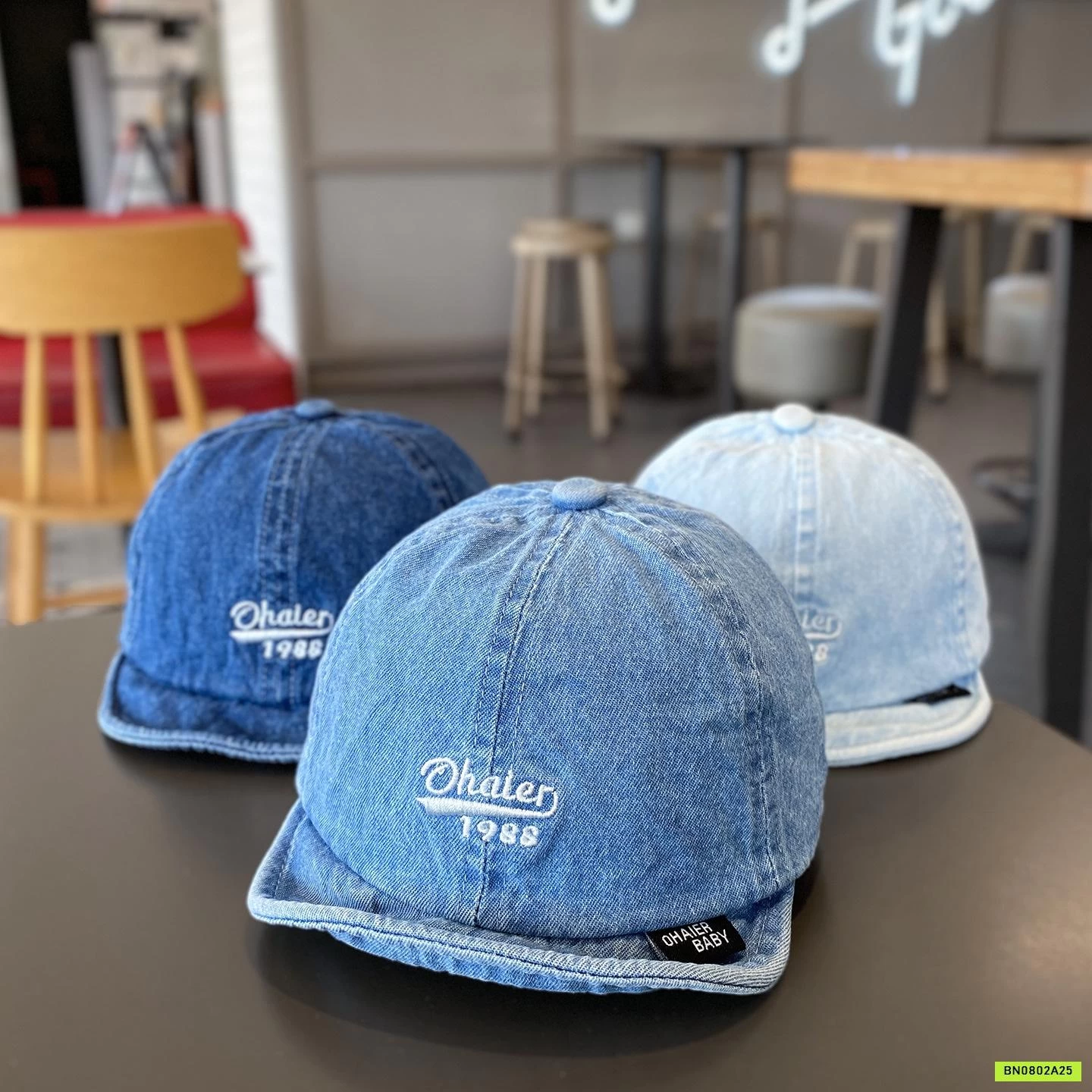 MŨ JEANS THÊU CHỮ