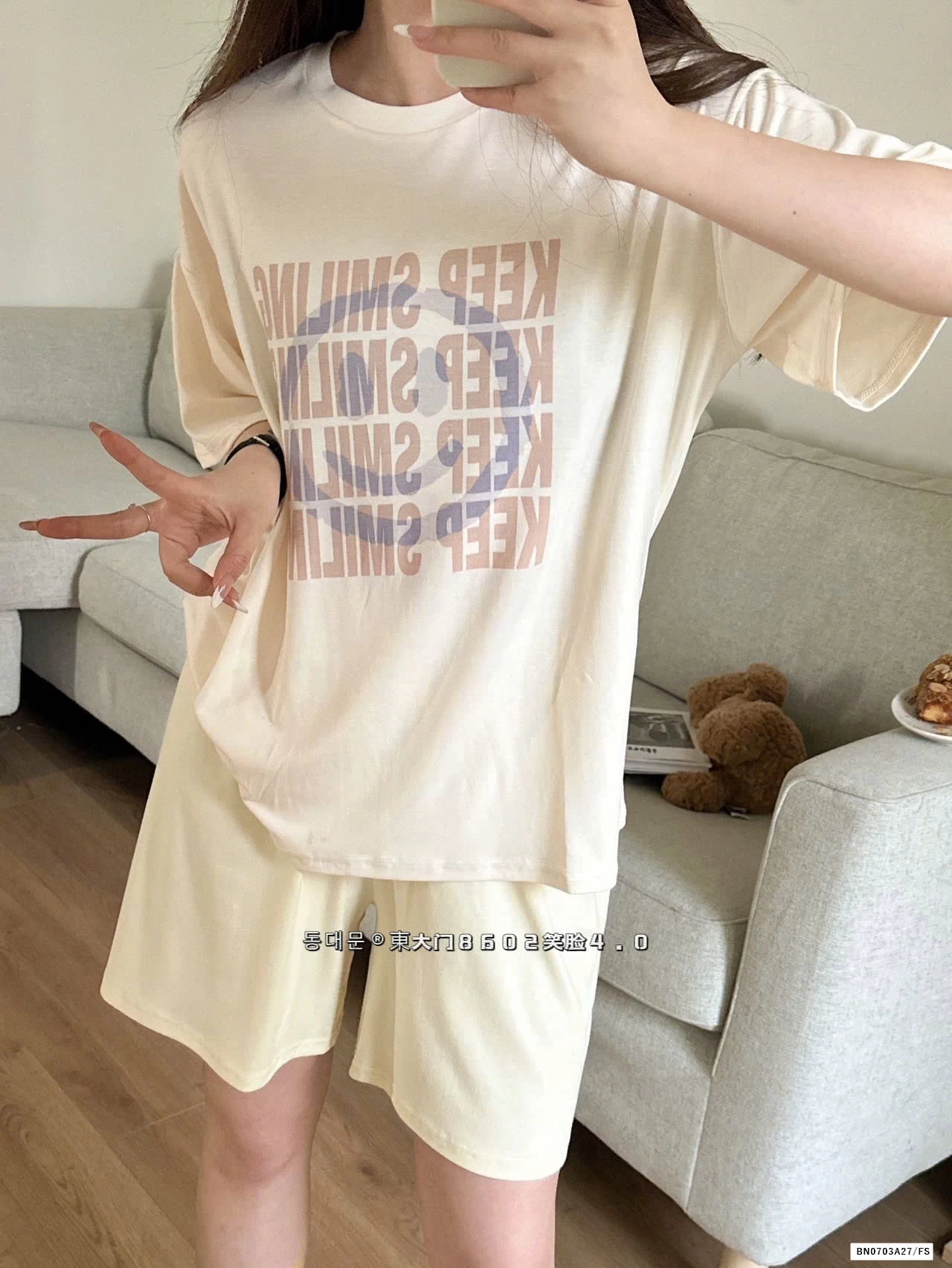 BỘ MẶC NHÀ MẶT CƯỜI