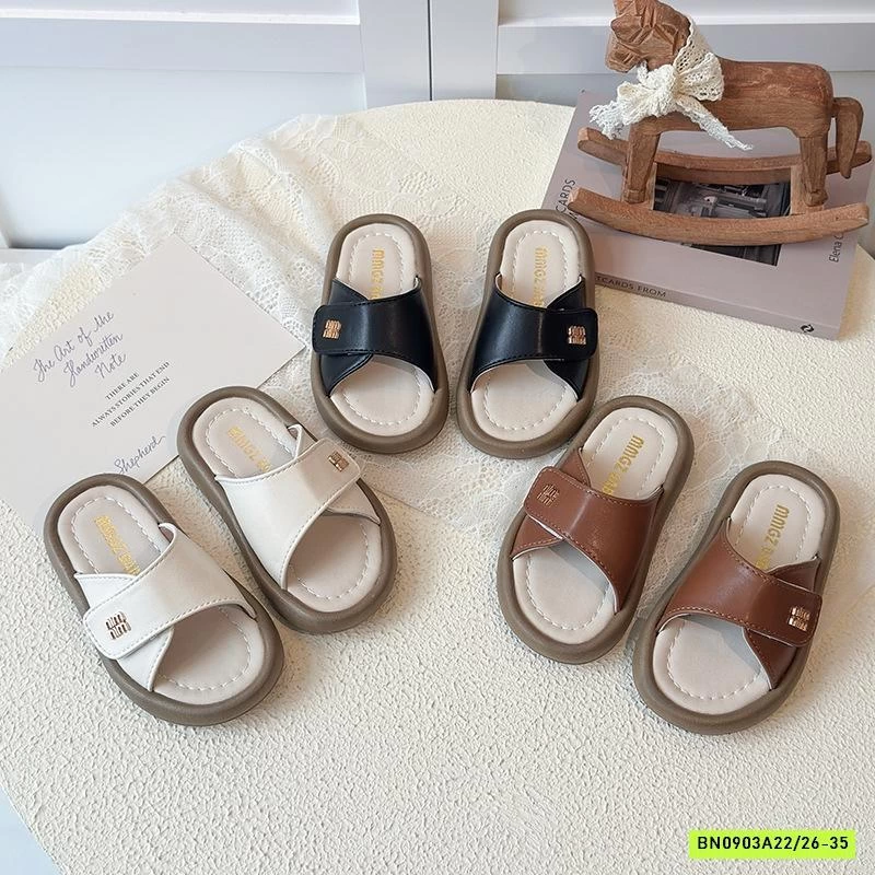 DÉP LÊ QUAI DÁN NGANG