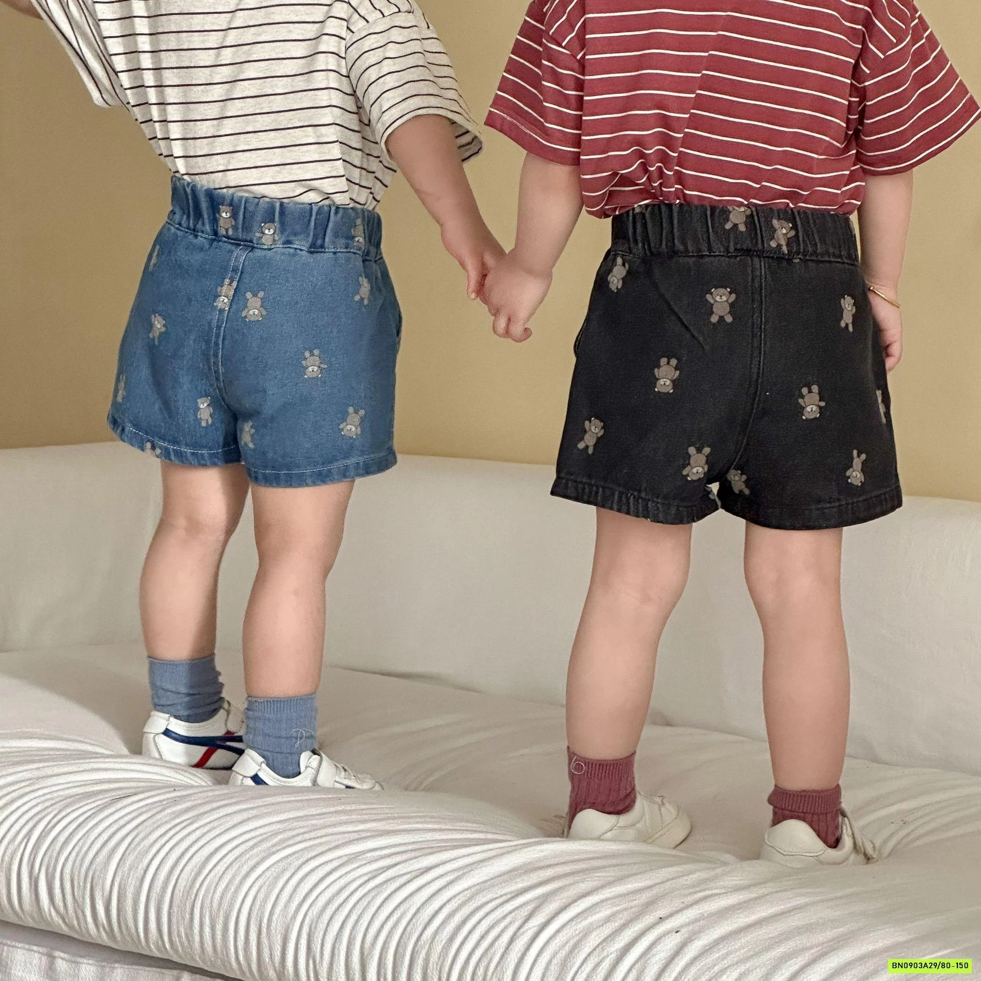 SHORT JEANS THÊU GẤU