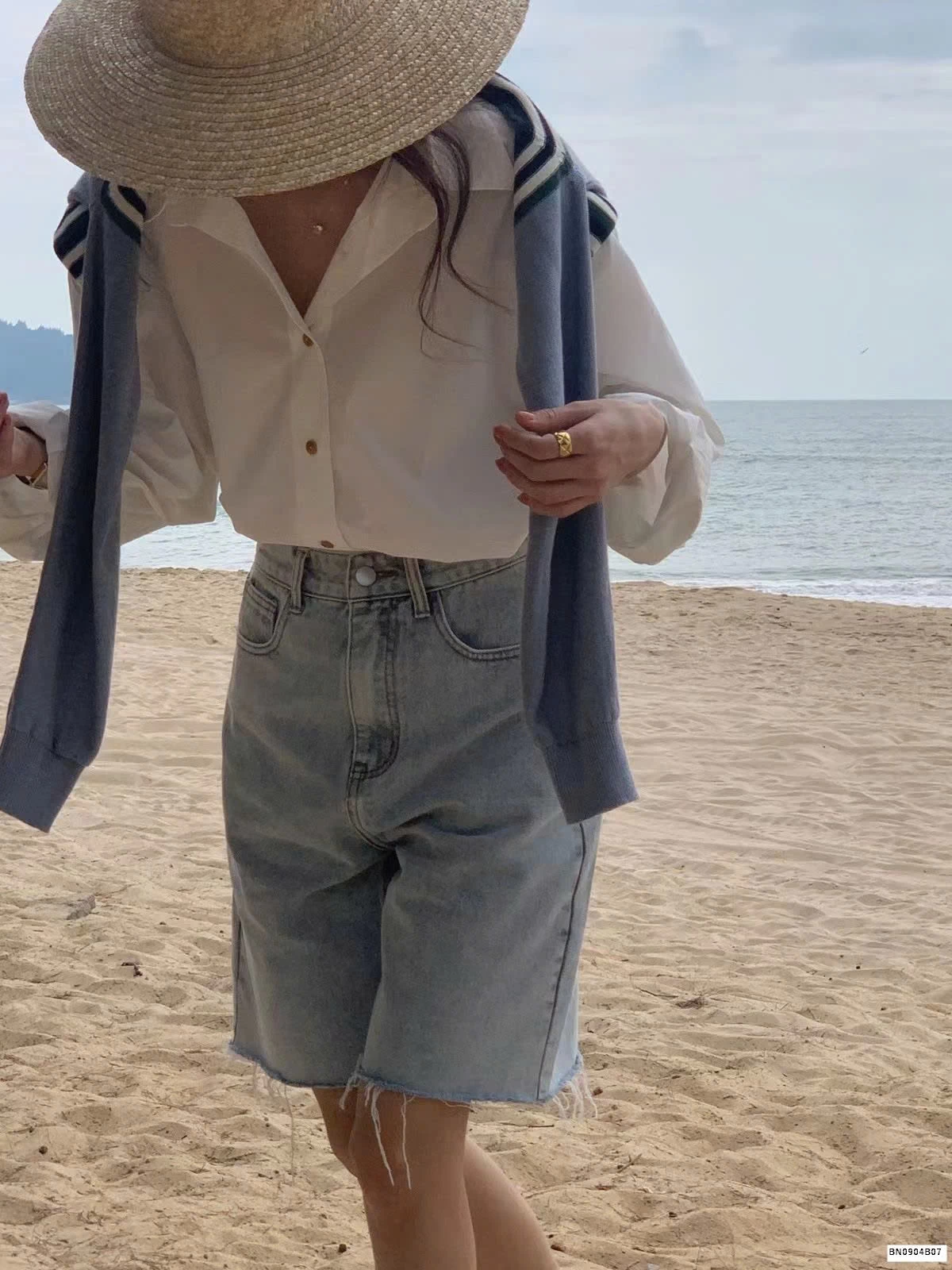 ÁO SƠ MI TRƠN RS STUDIO