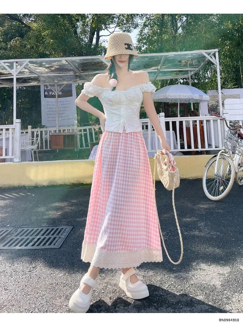 CHÂN VÁY CARO DÁNG RỘNG PHỐI REN