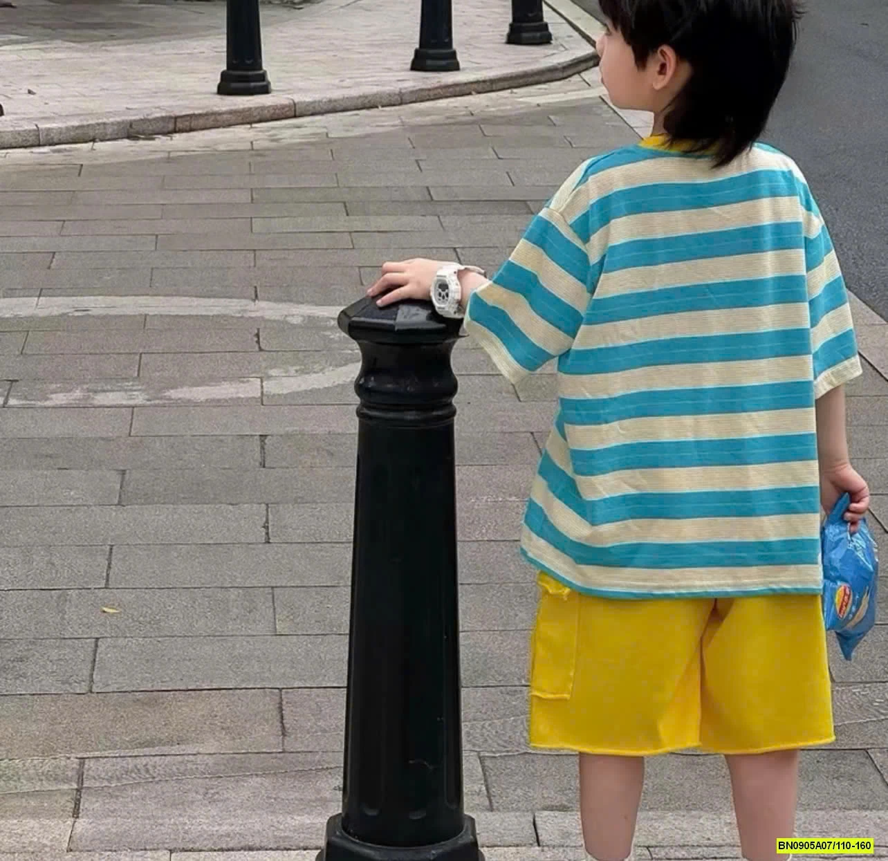 ÁO KẺ XANH MIX SHORT VÀNG