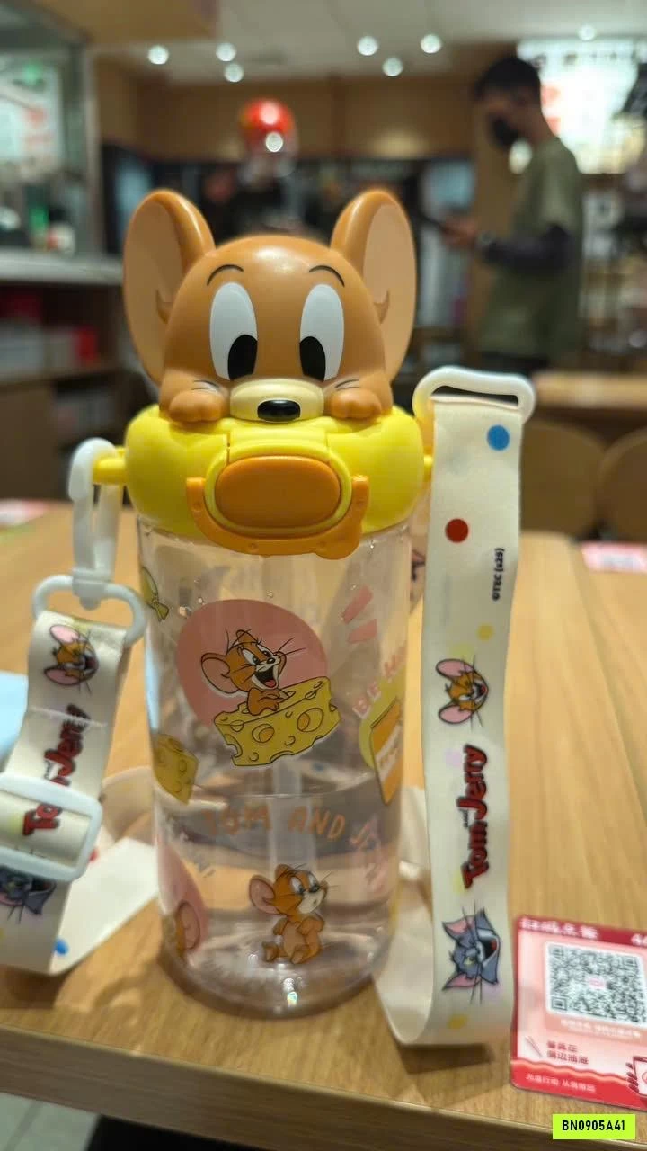 BÌNH NƯỚC TOM & JERRY
