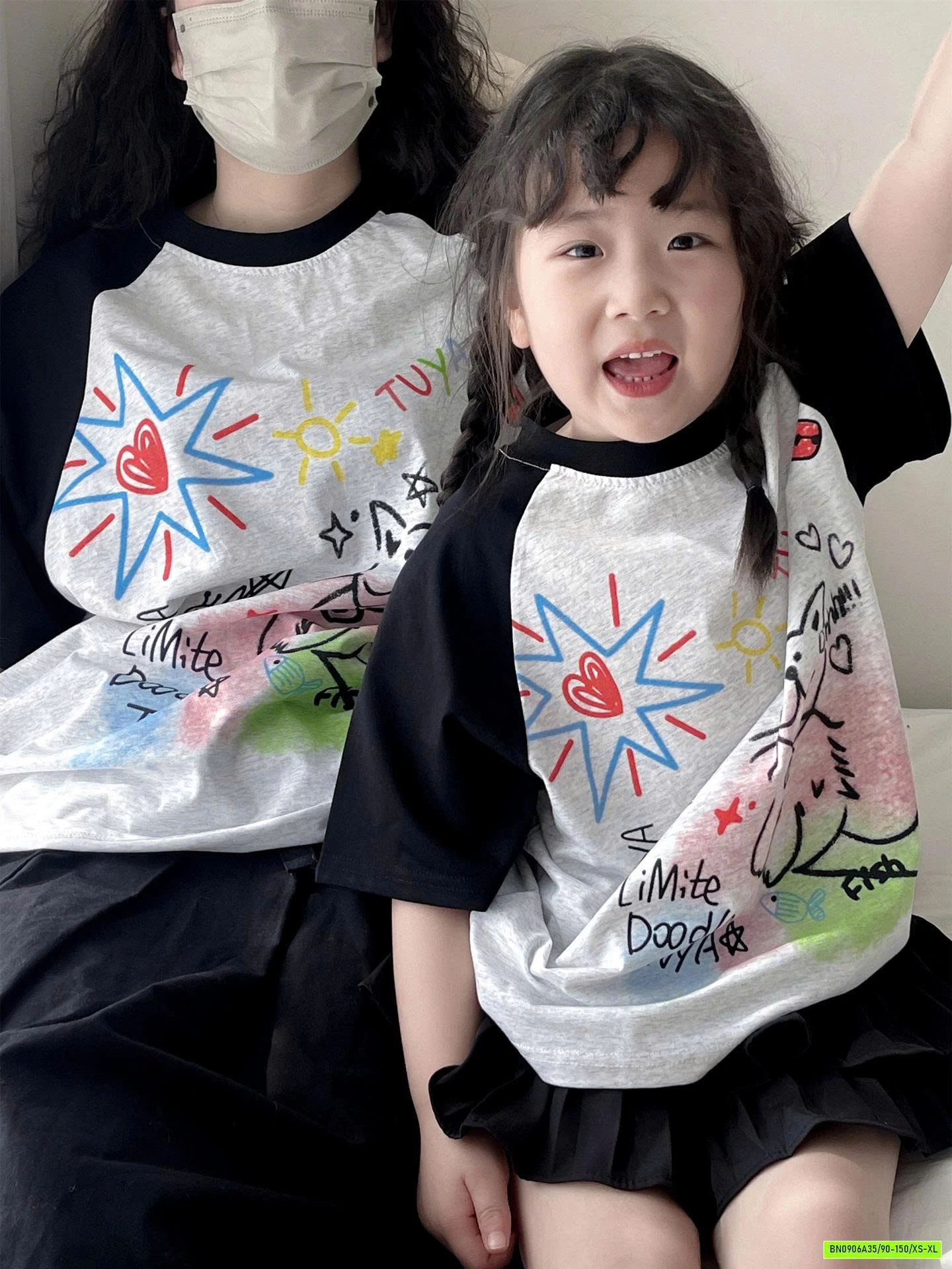 ÁO PHỐI MÀU TAY MẸ BÉ