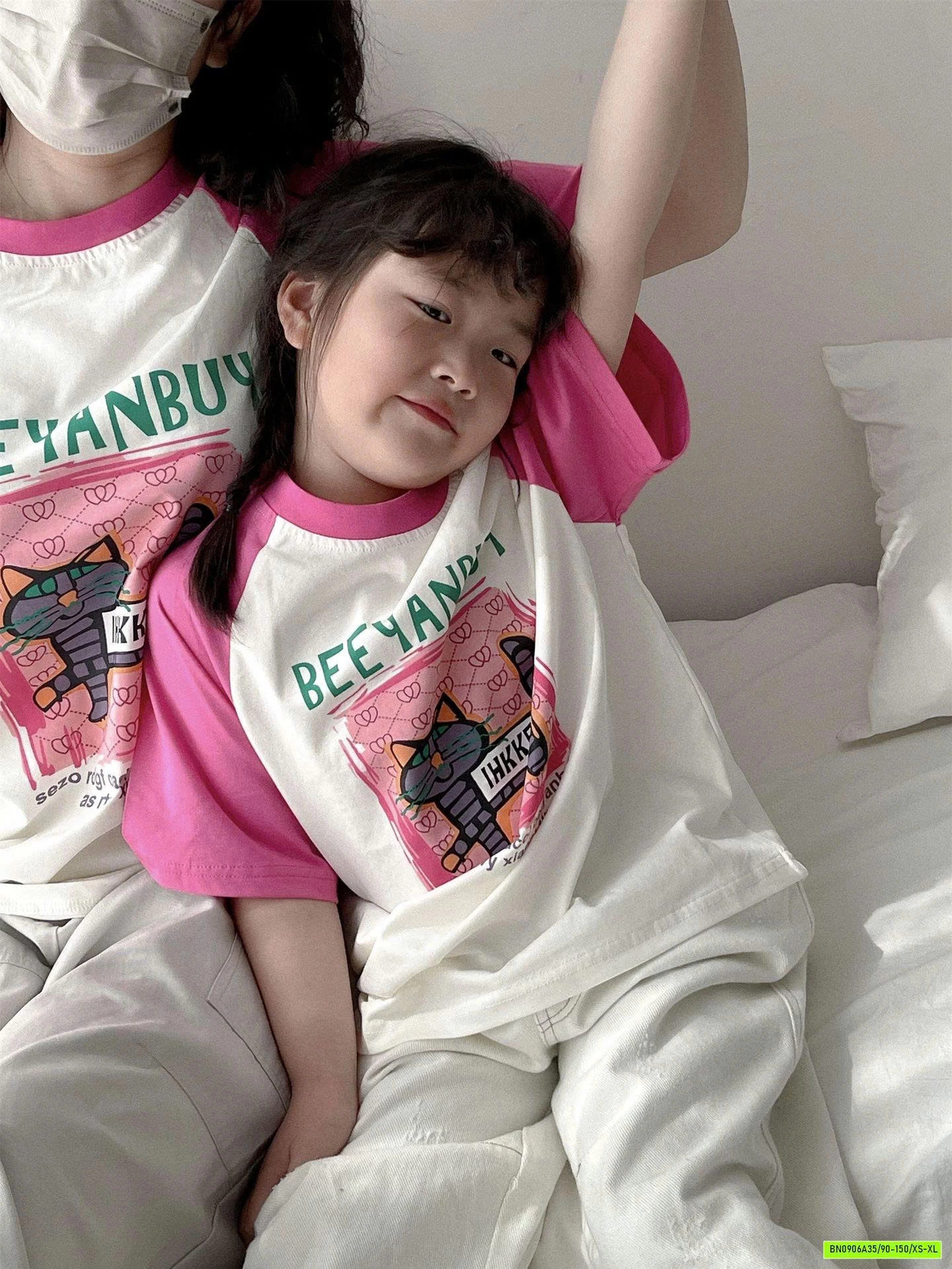 ÁO PHỐI MÀU TAY MẸ BÉ