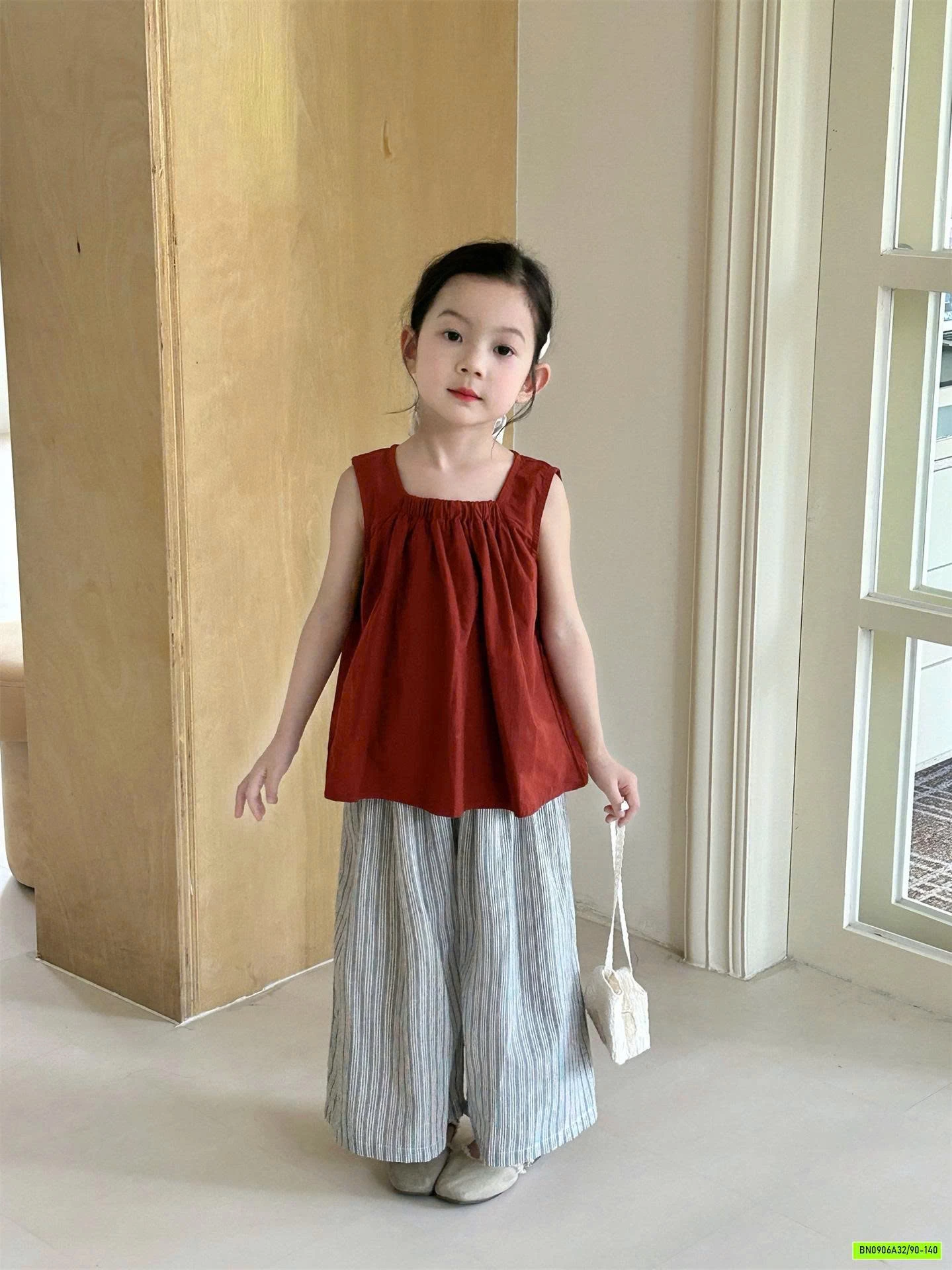 ÁO BBD ĐỎ MIX QUẦN SUÔNG SỌC