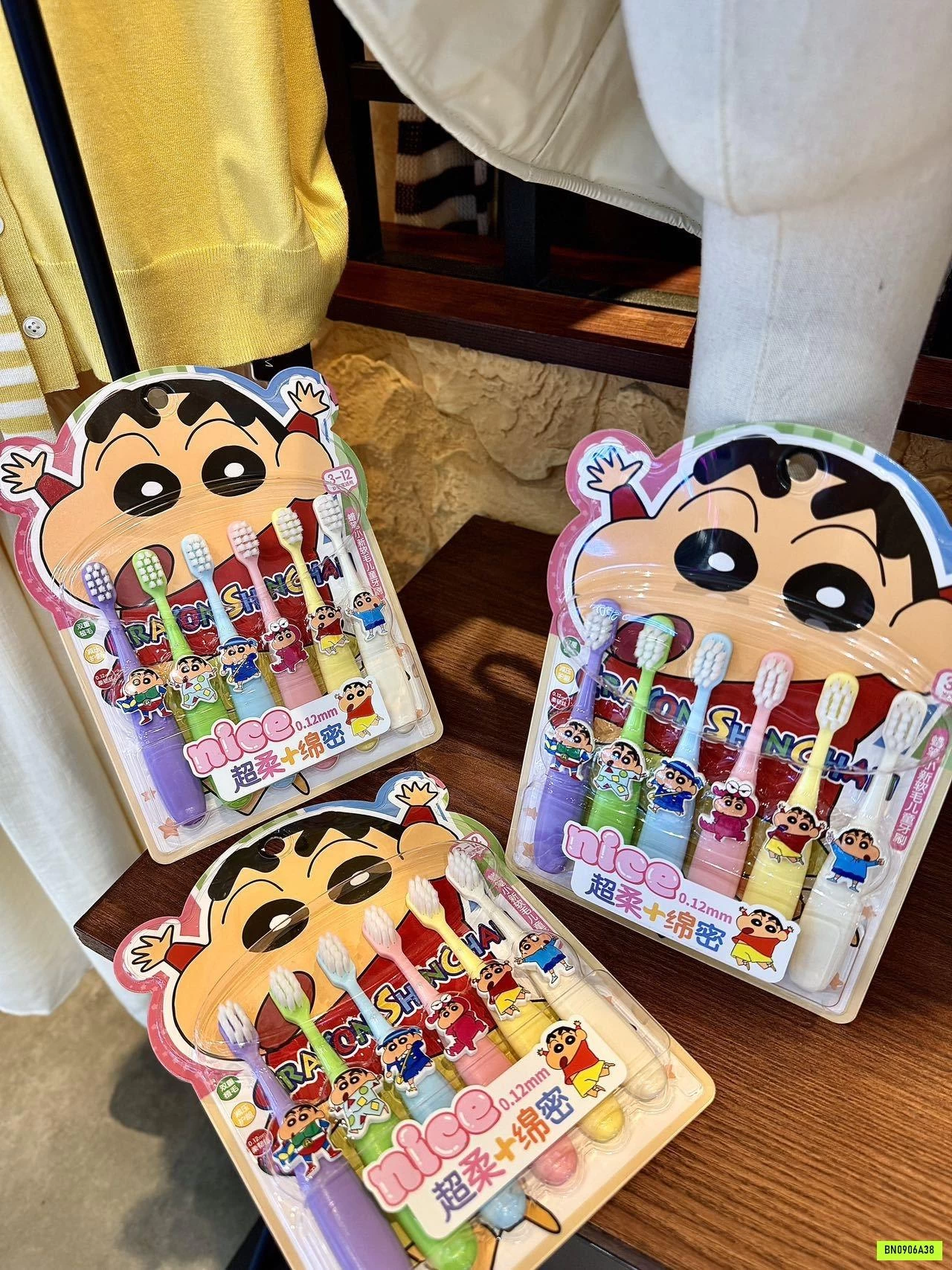 SÉT 6 BÀN CHẢI ĐÁNH RĂNG SHINCHAN