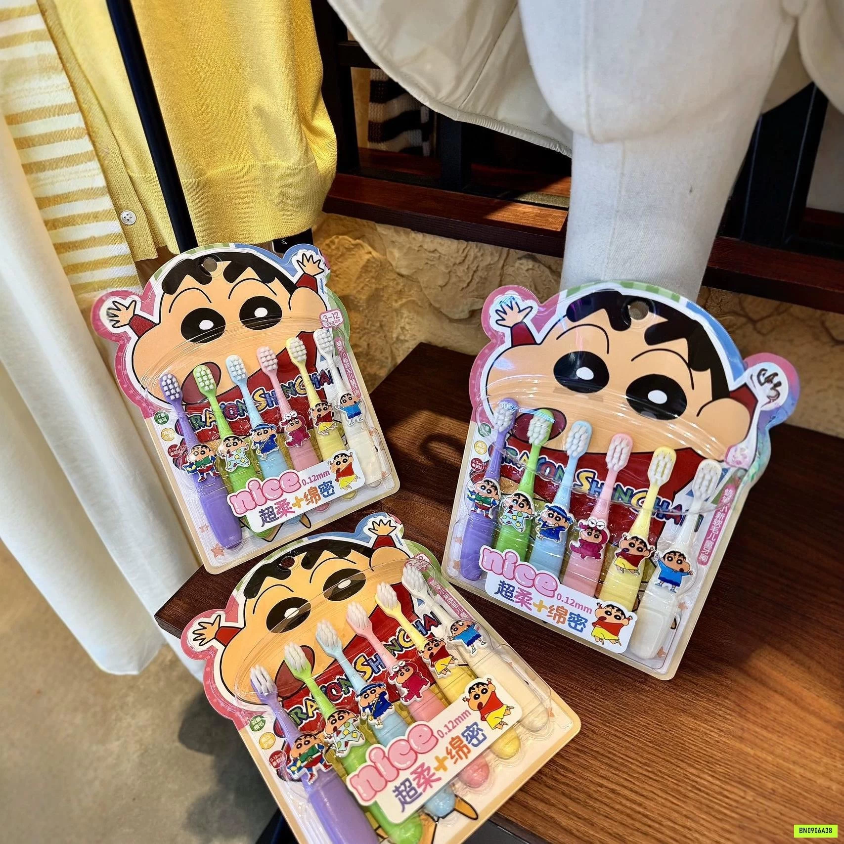 SÉT 6 BÀN CHẢI ĐÁNH RĂNG SHINCHAN