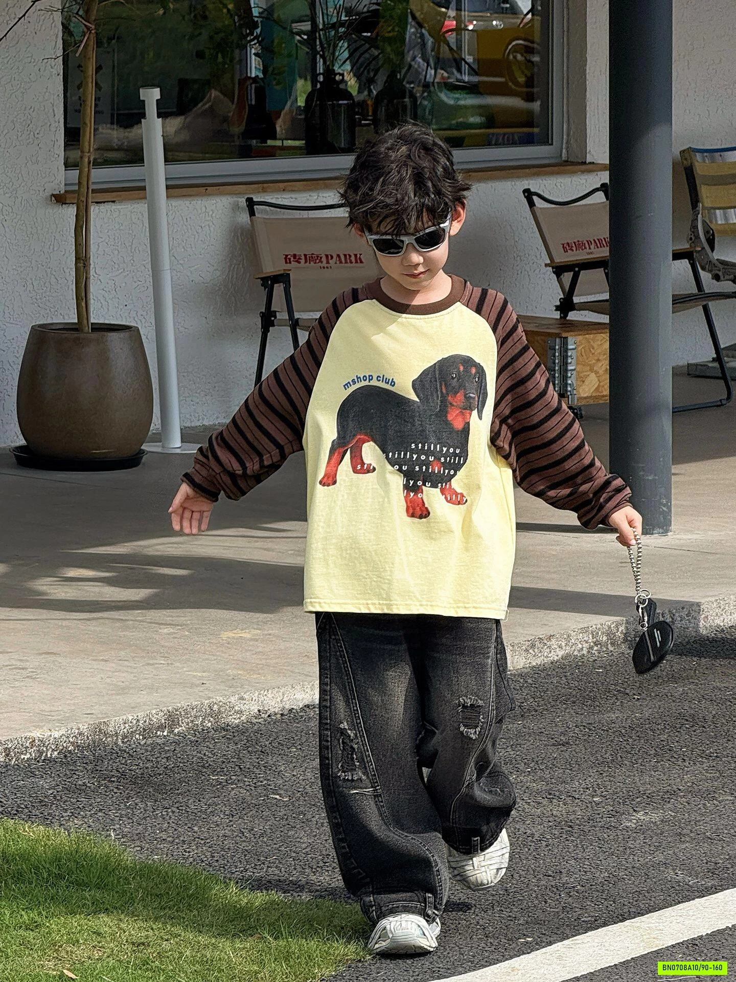 ÁO THUN CÚN PHỐI TAY KẺ NÂU MSHOPKIDS