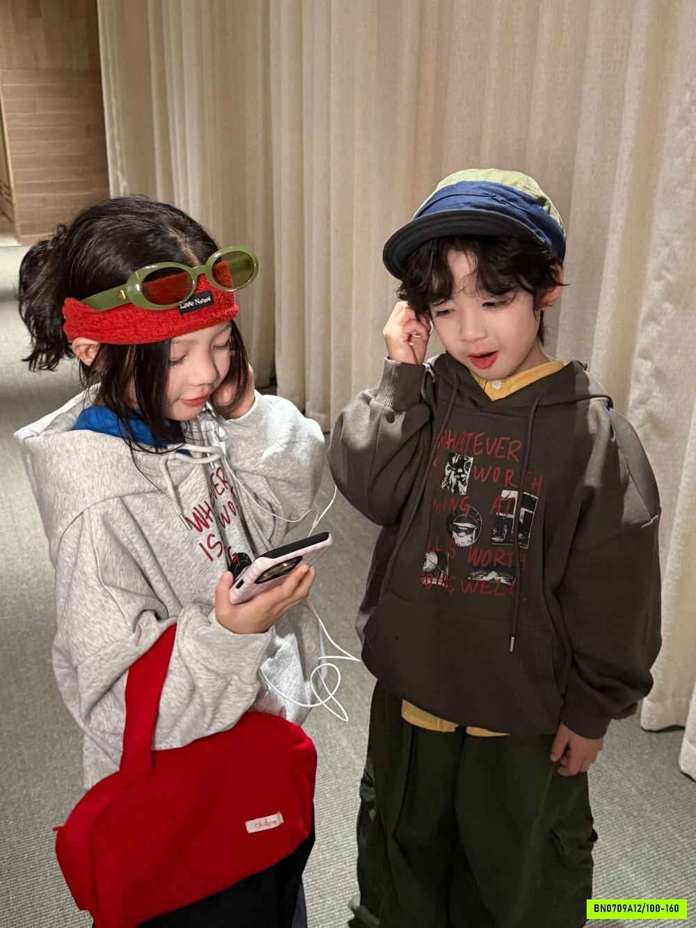 HOODIE NỈ TÚI TRƯỚC IN HÌNH KUMAI