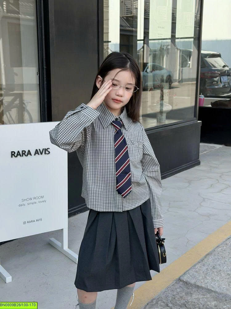 SET ÁO SƠ MI KẺ MIX CHÂN VÁY XẾP LY AMBB