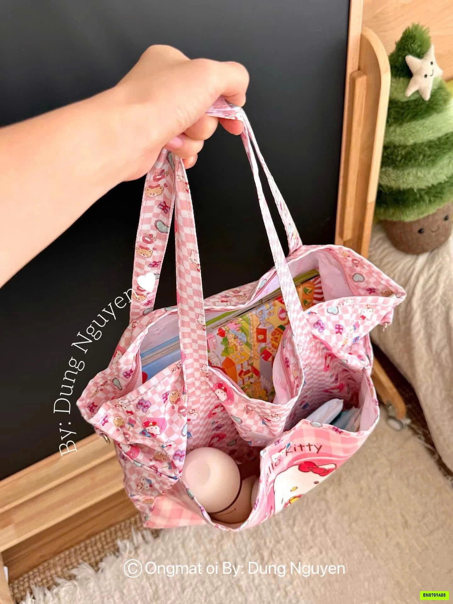 TÚI DU LỊCH KITTY HỒNG GẤP GỌN