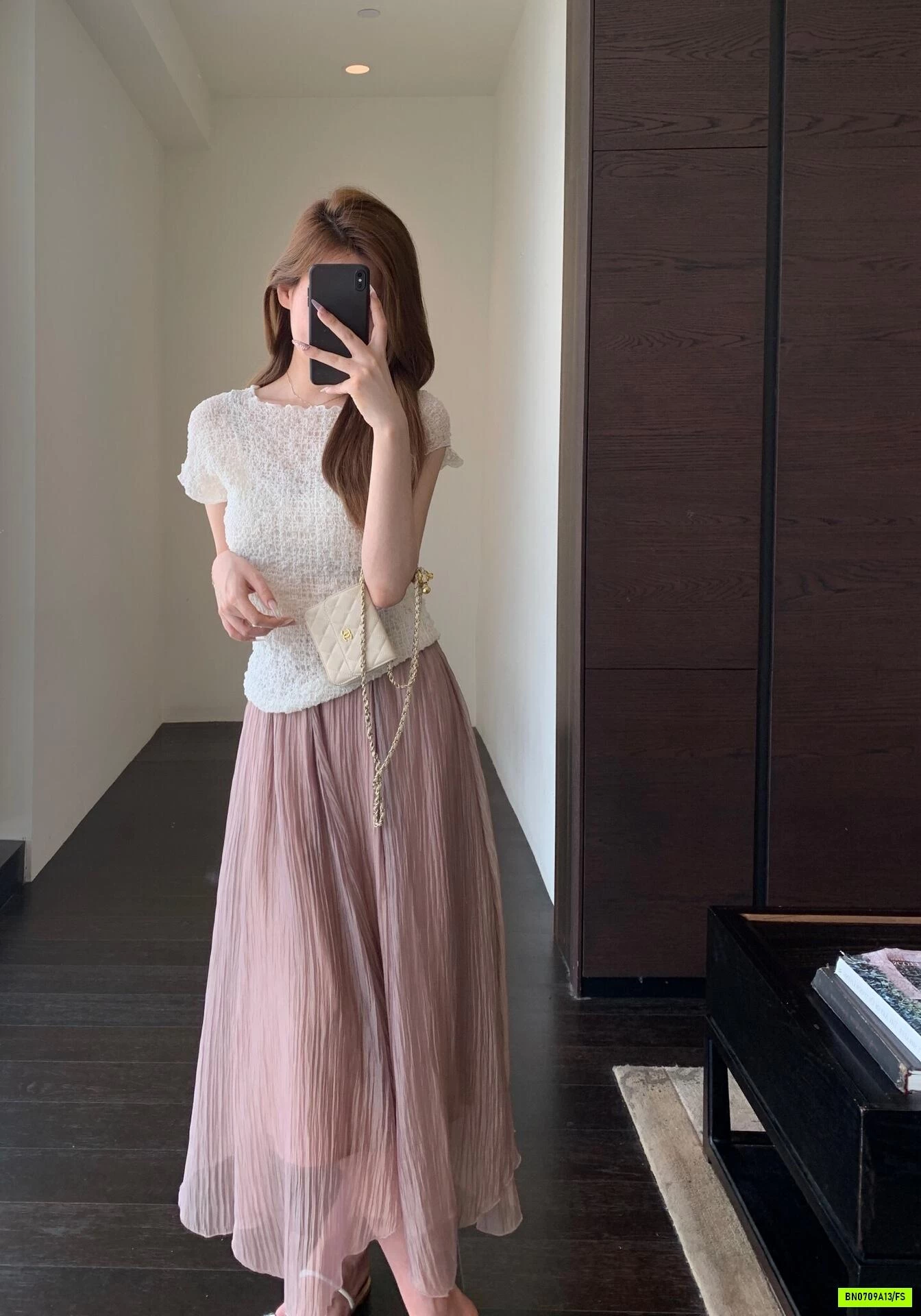 ÁO THUN GIẤY NHÚN CỔ THUYỀN