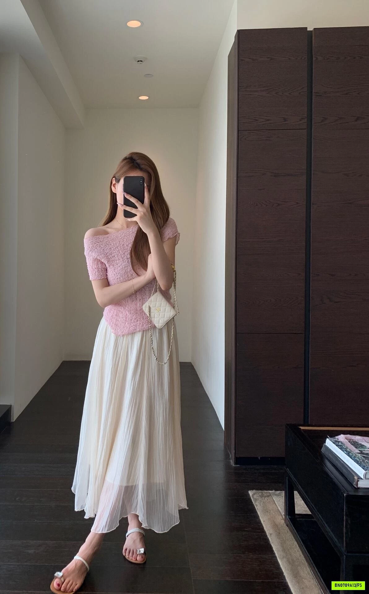 ÁO THUN GIẤY NHÚN CỔ THUYỀN