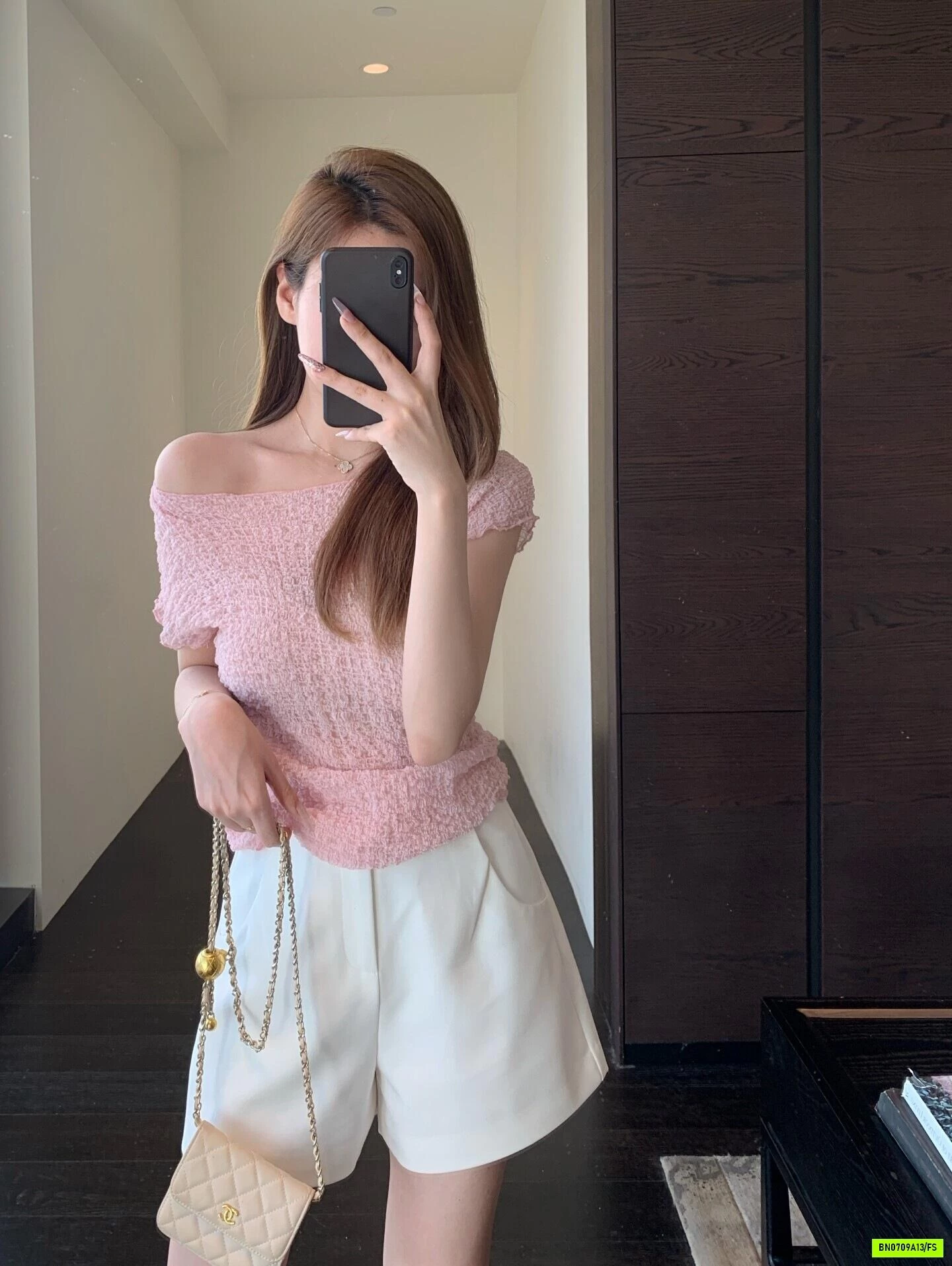 ÁO THUN GIẤY NHÚN CỔ THUYỀN