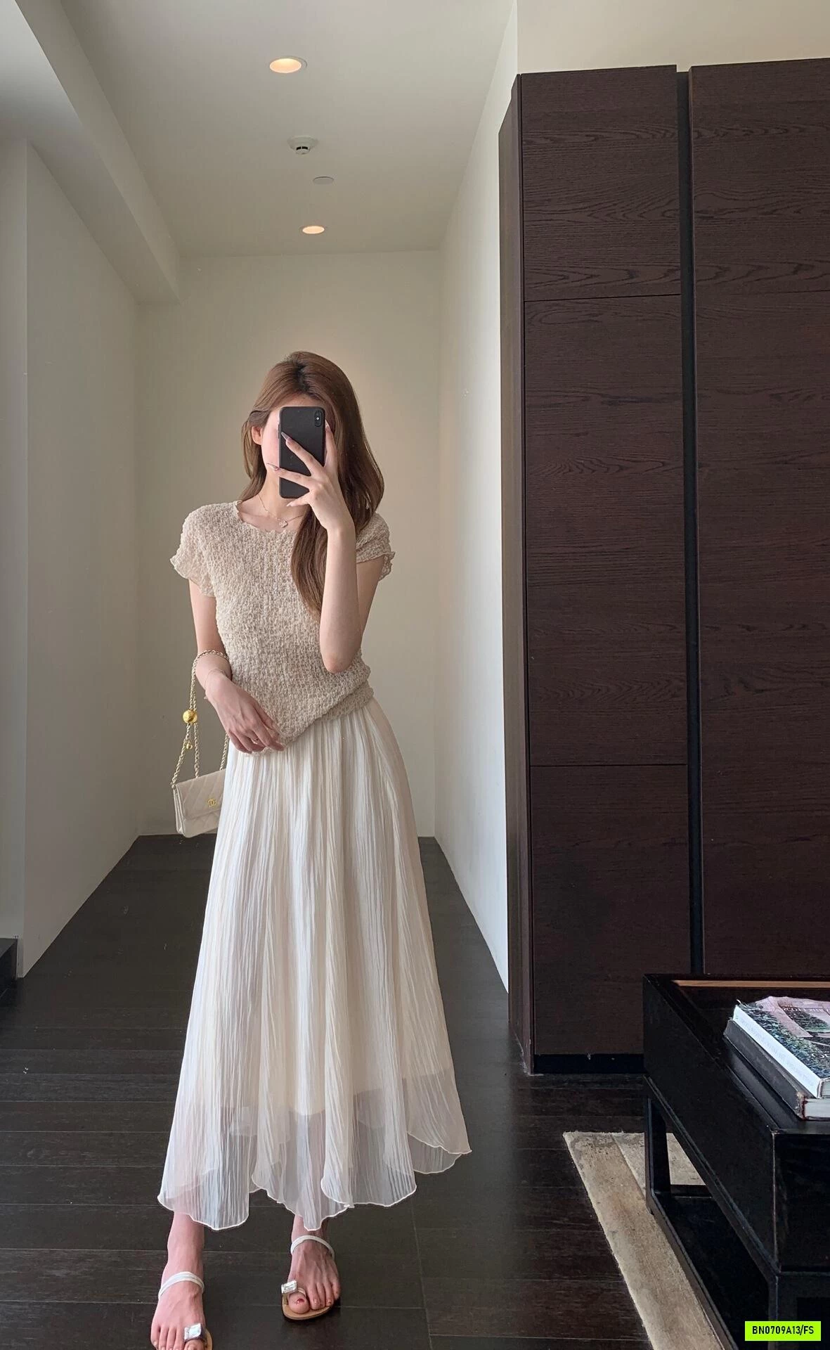 ÁO THUN GIẤY NHÚN CỔ THUYỀN
