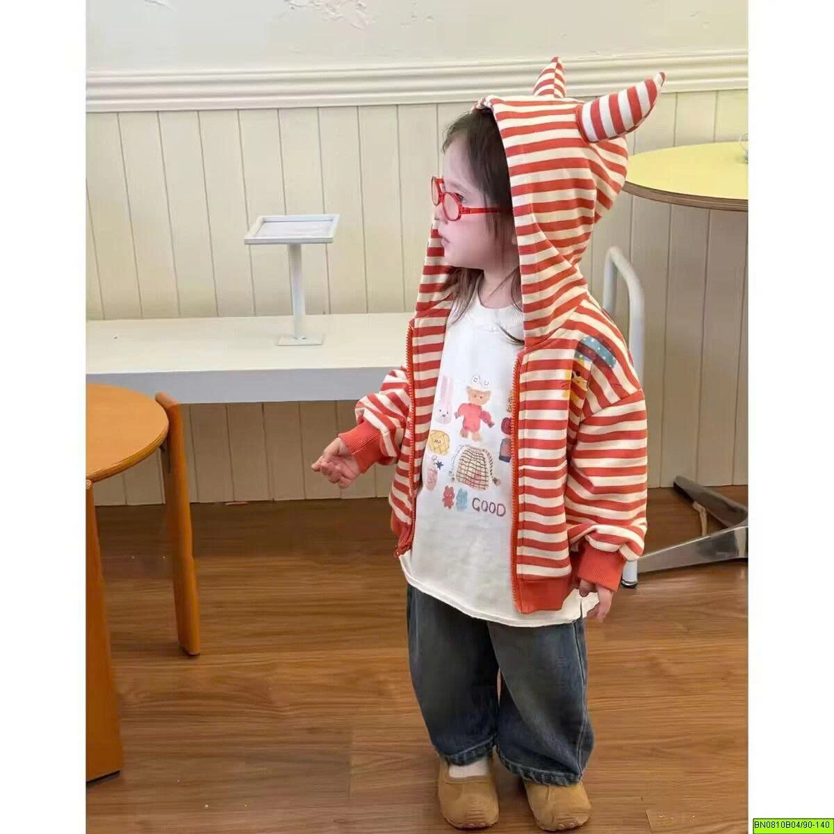 ÁO KHOÁC NỈ KẺ NGANG MŨ SỪNG BÒ