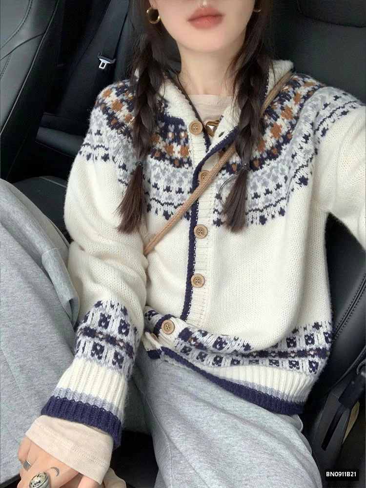 ÁO LEN THỔ CẨM CÓ MŨ