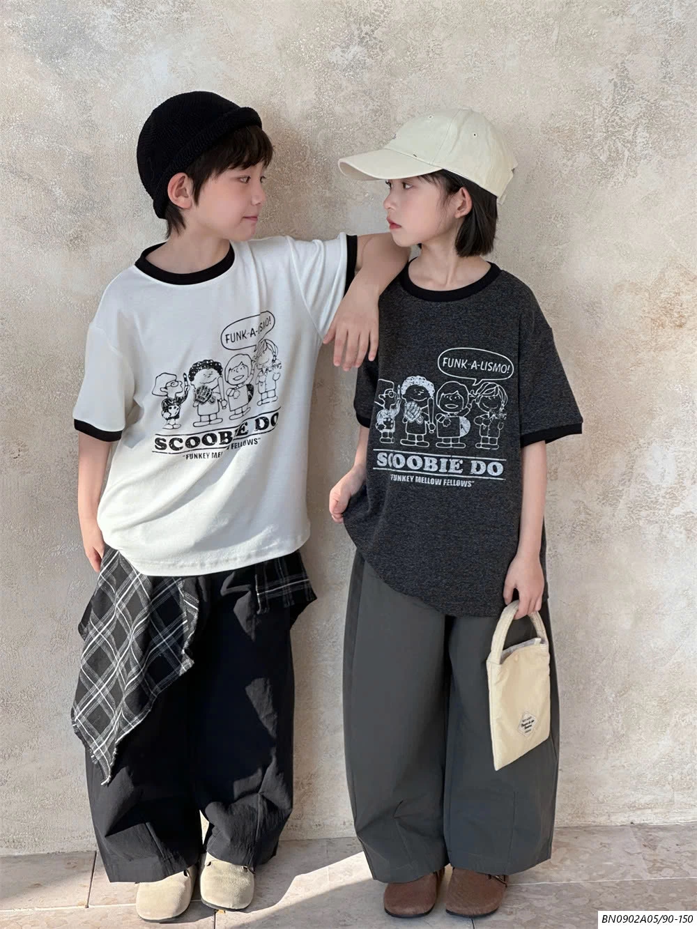 ÁO THUN HÌNH PHỐI MÀU VIỀN