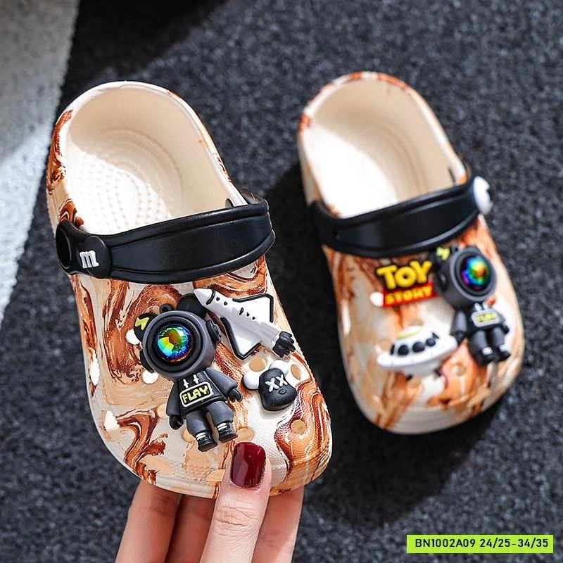 DÉP RỌ LOANG PHI HÀNH GIA