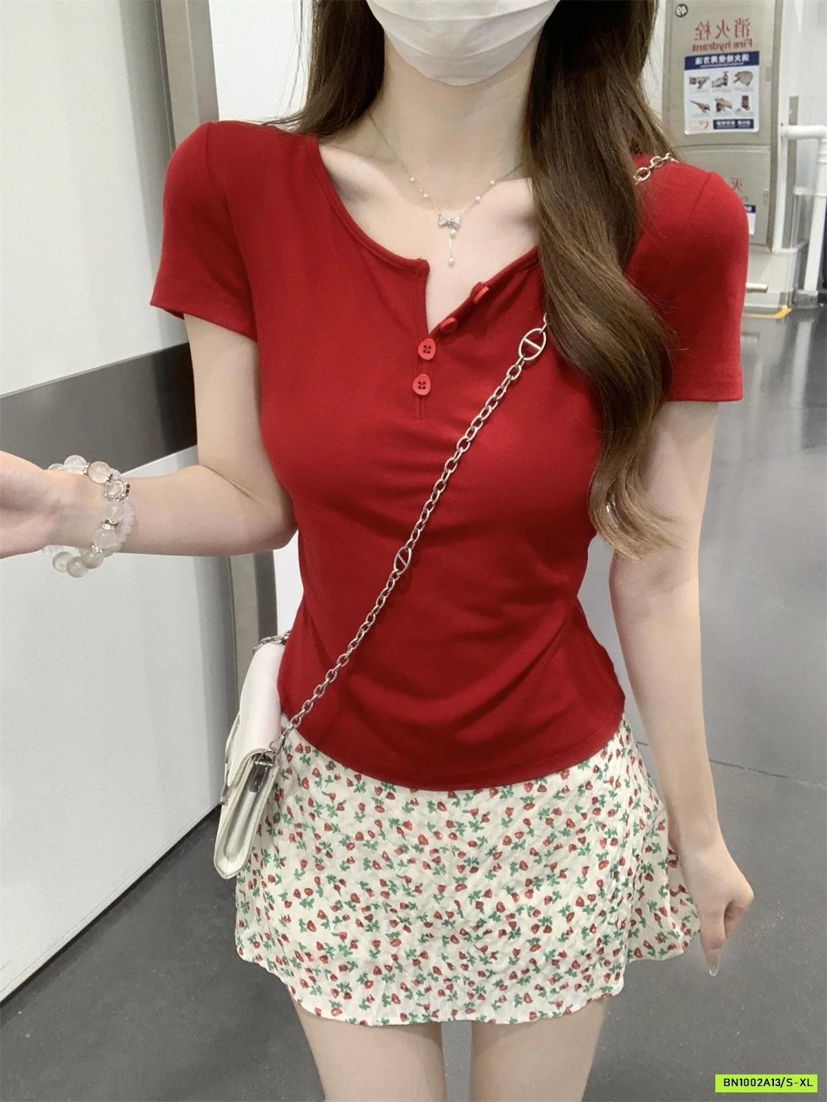 ÁO THUN CÚC NGỰC RÚT EO