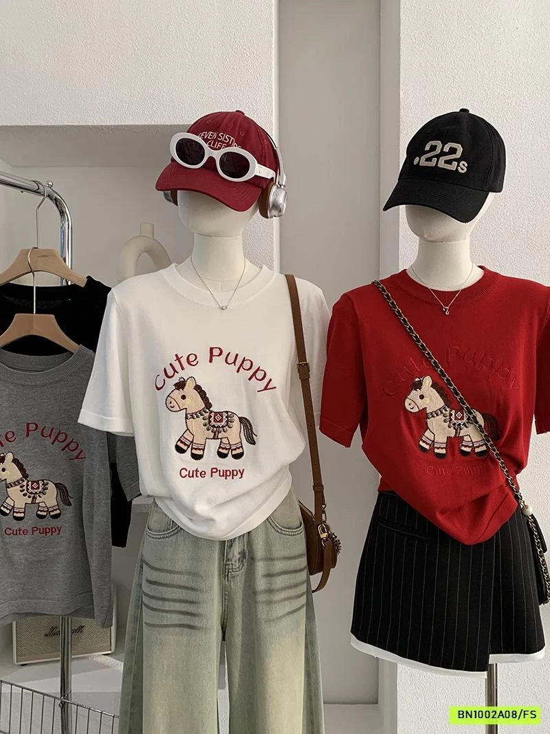 MONTOGHI THÊU NGỰA