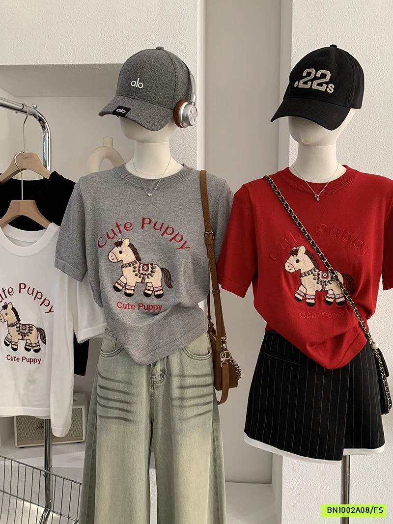 MONTOGHI THÊU NGỰA