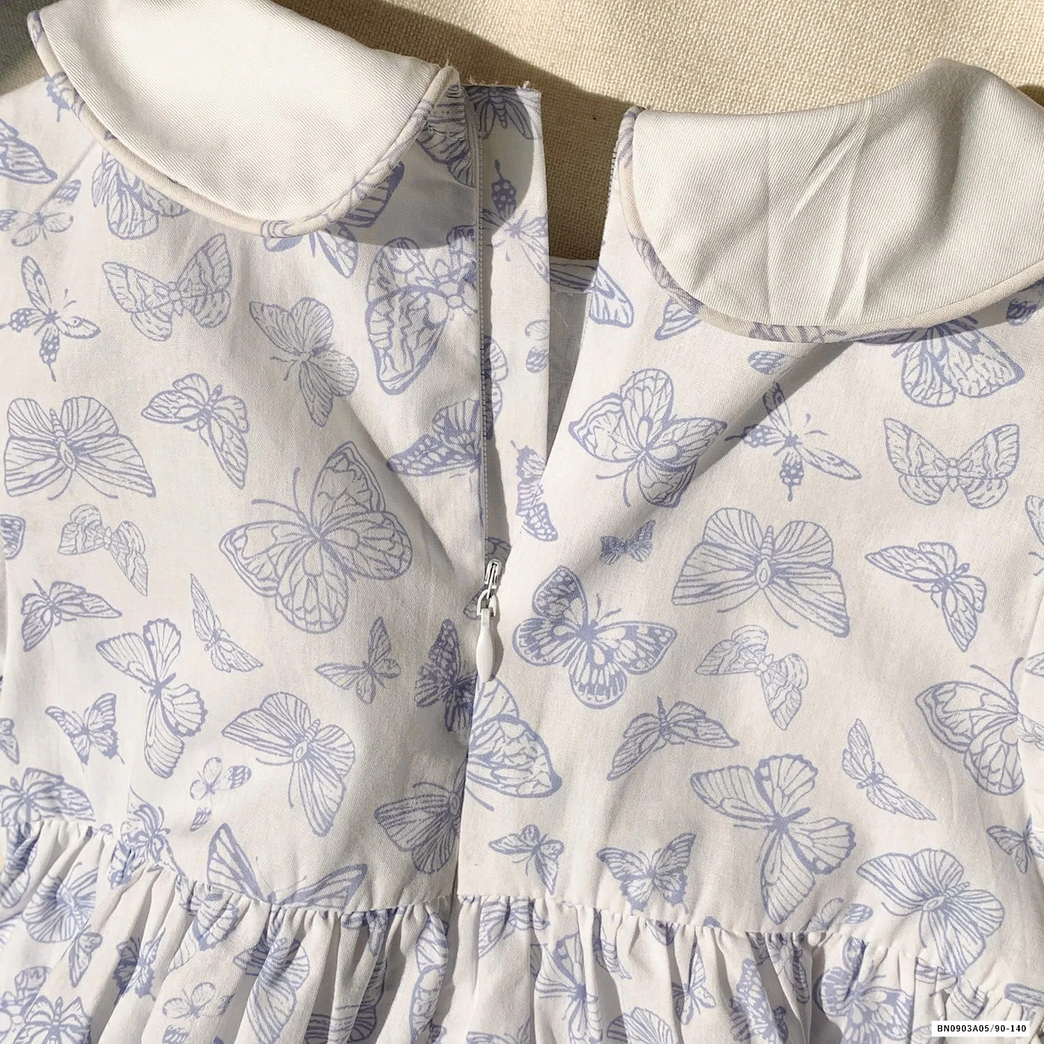 ĐẦM HOA NHÍ CỔ SEN