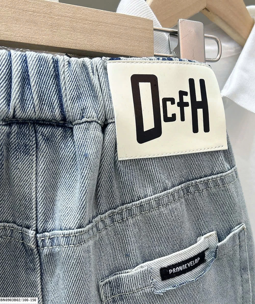 BST QUẦN SHORT JEAN BÉ TRAI