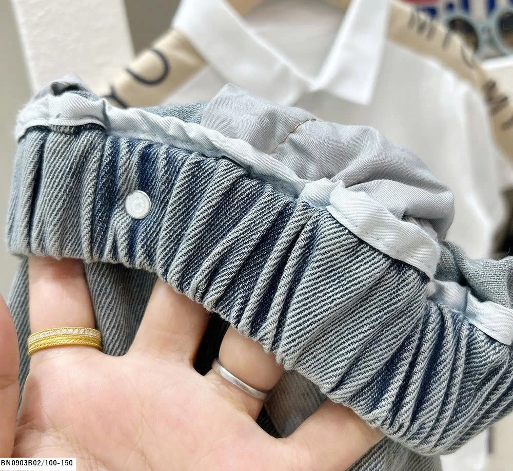 BST QUẦN SHORT JEAN BÉ TRAI