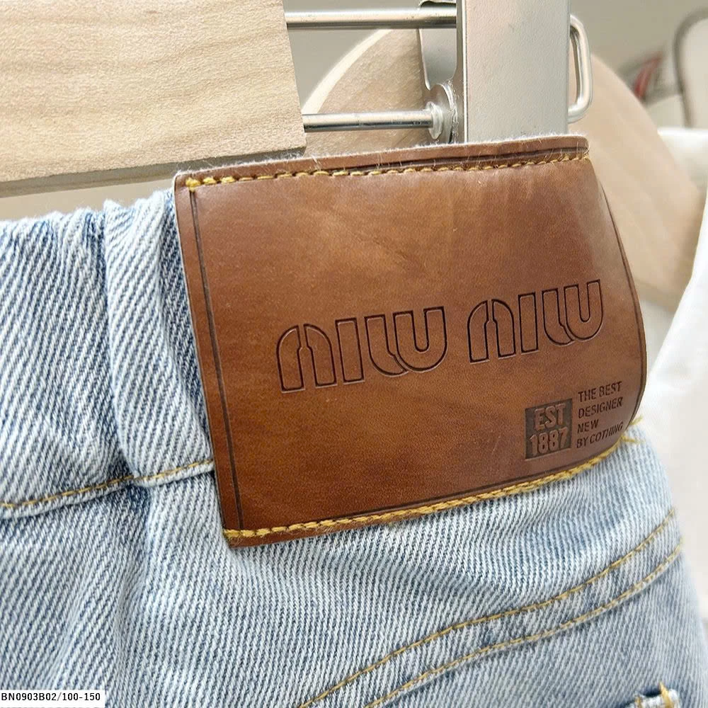 BST QUẦN SHORT JEAN BÉ TRAI